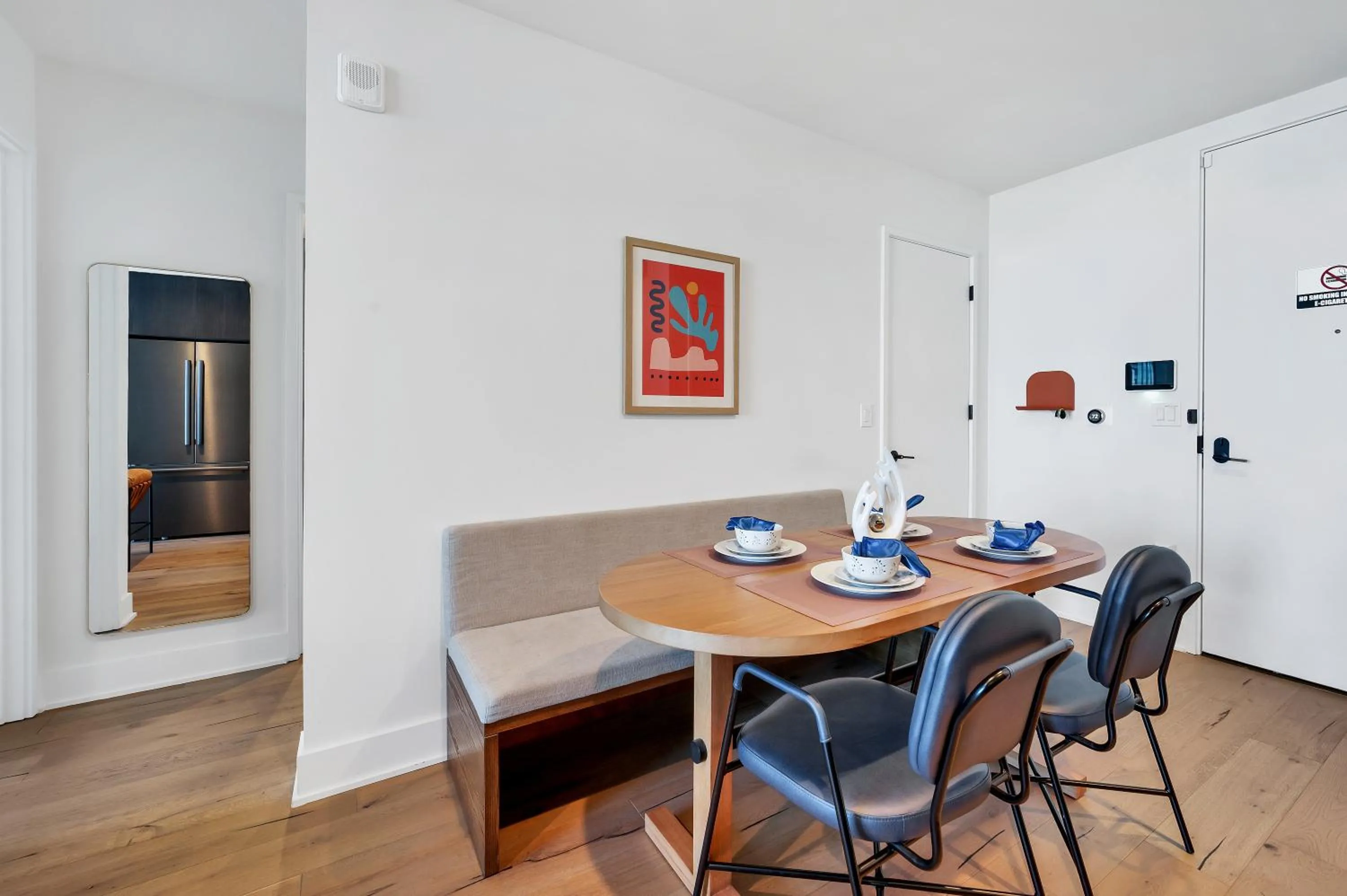Upscale Rainey St Condo Homes - Peloton, gym, rooftop pool, wifi included