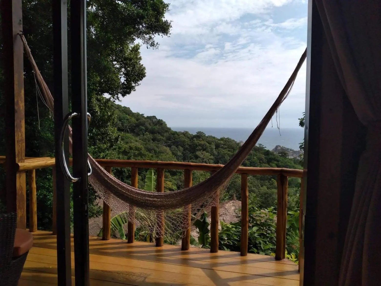 Day in Tree House Bungalows Koh Tao