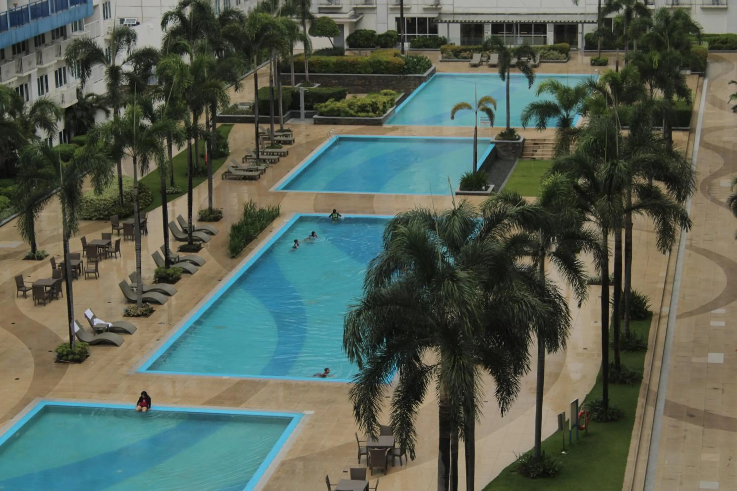 Sea Residences Mall of Asia by Jermel