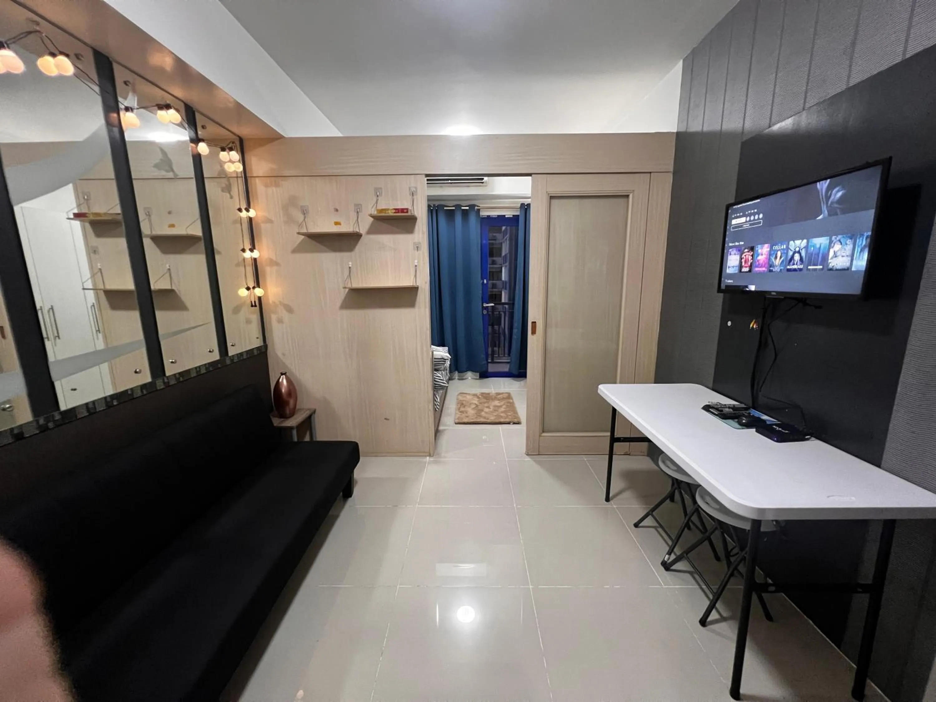 Sea Residences Mall of Asia by Jermel