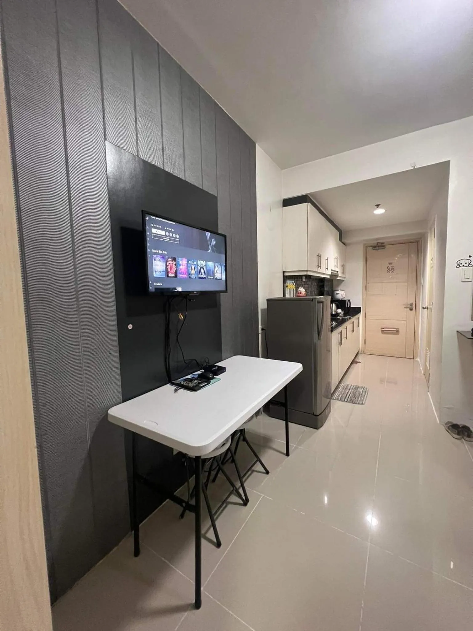 Sea Residences Mall of Asia by Jermel