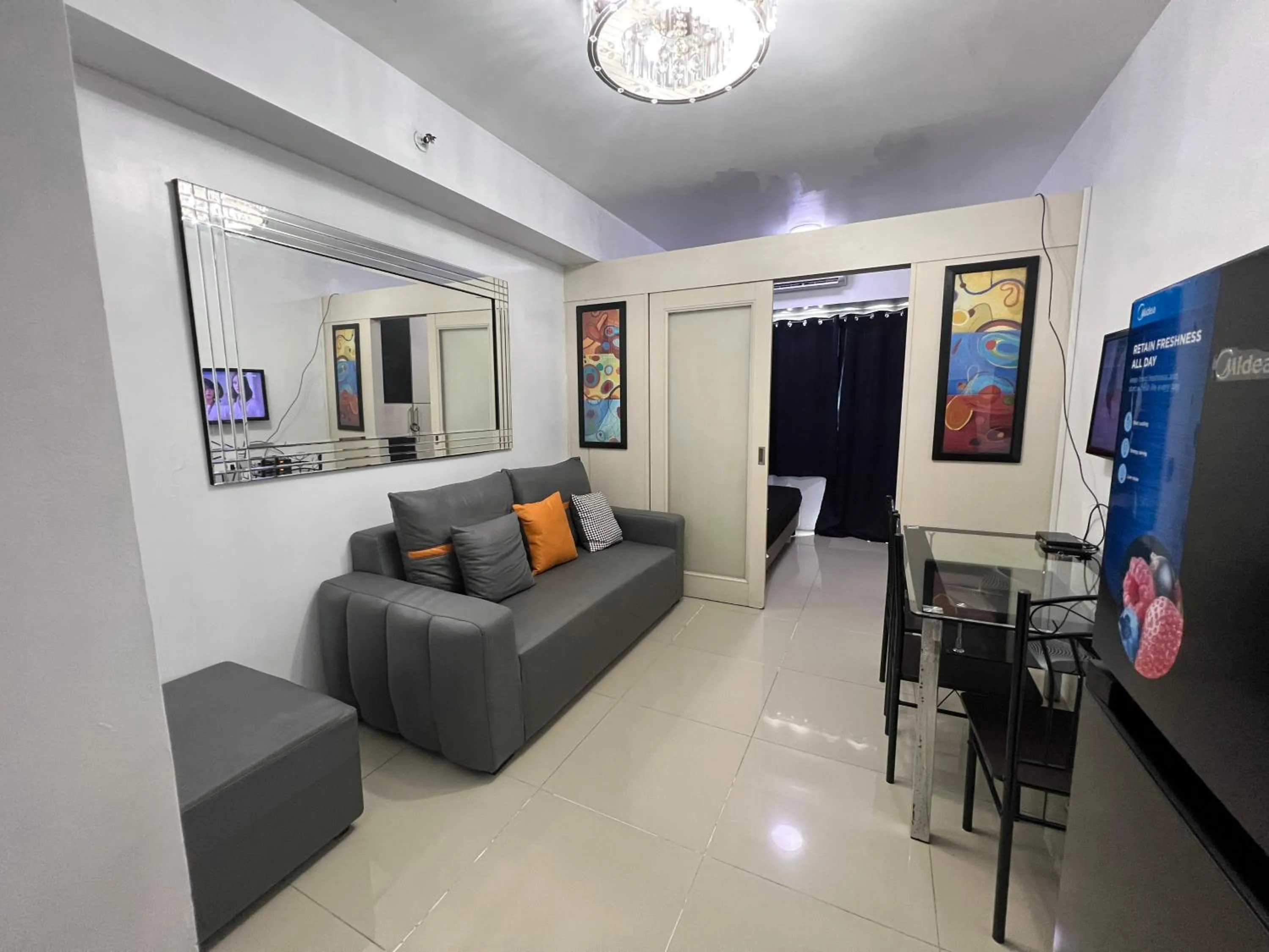 Sea Residences Mall of Asia by Jermel