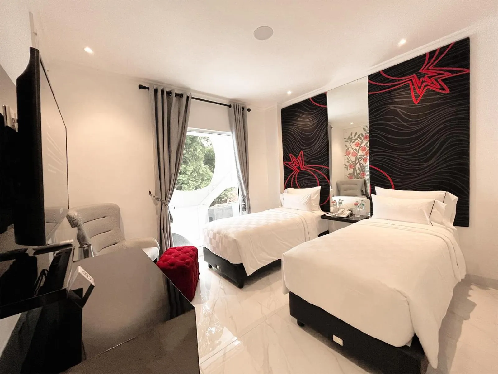 Photo of the whole room, Bed in MORITZ SMART BANDUNG