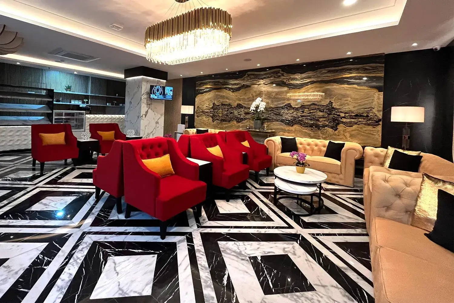 Lounge or bar in MORITZ SMART BANDUNG Lounge or bar in MORITZ SMART BANDUNG