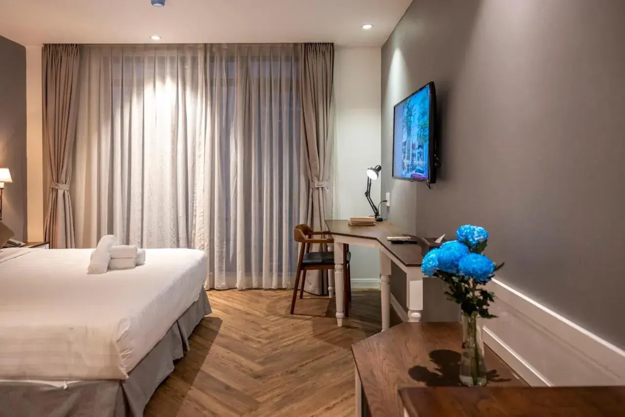 Bedroom, Bed in Thao Trang Laluxe Hotel Phu My Hung Bedroom, Bed in Thao Trang Laluxe Hotel Phu My Hung