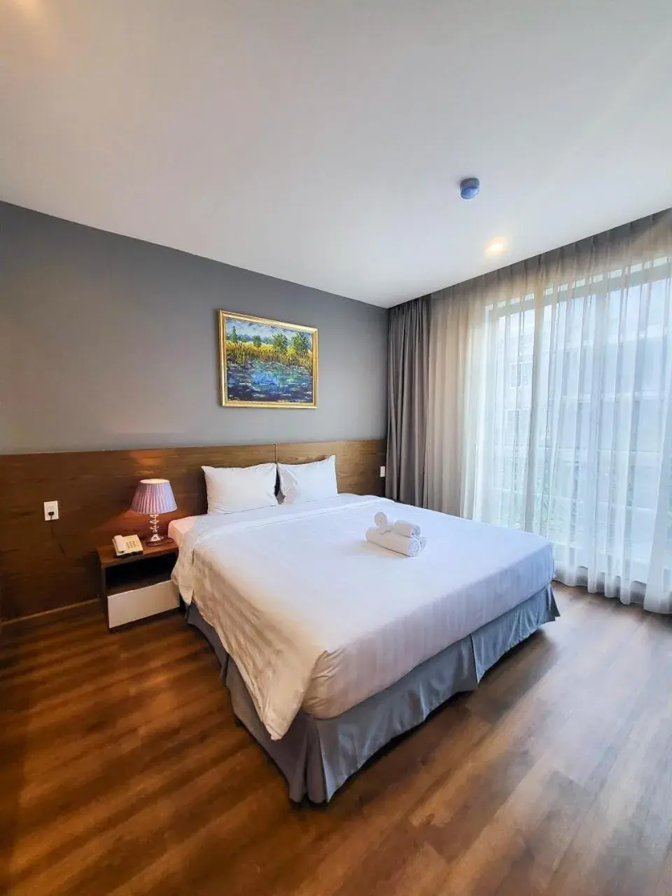 Deluxe Double Room in Thao Trang Laluxe Hotel Phu My Hung Deluxe Double Room in Thao Trang Laluxe Hotel Phu My Hung