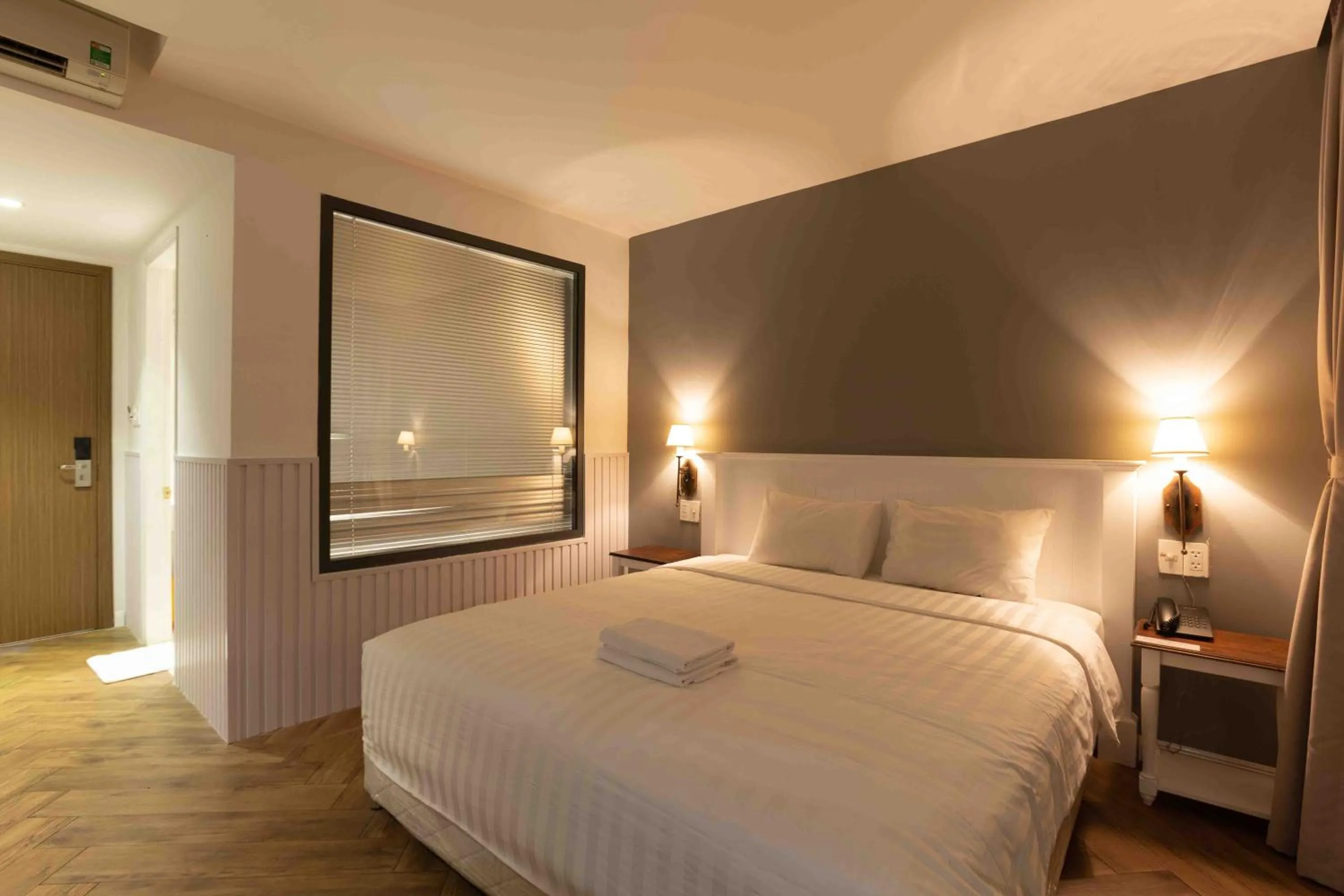 Bed in Thao Trang Laluxe Hotel Phu My Hung