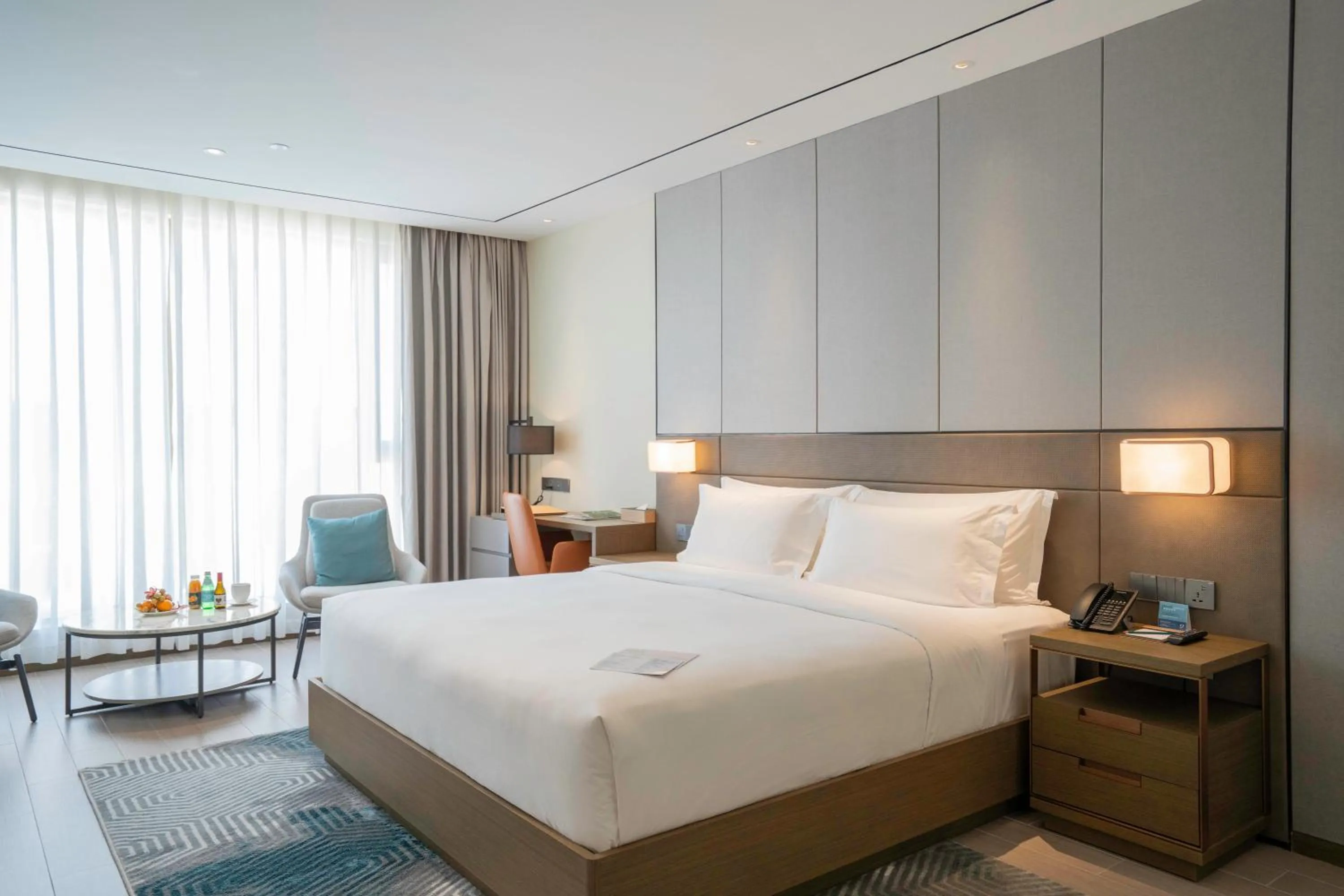 Bed in Oakwood Premier Phnom Penh