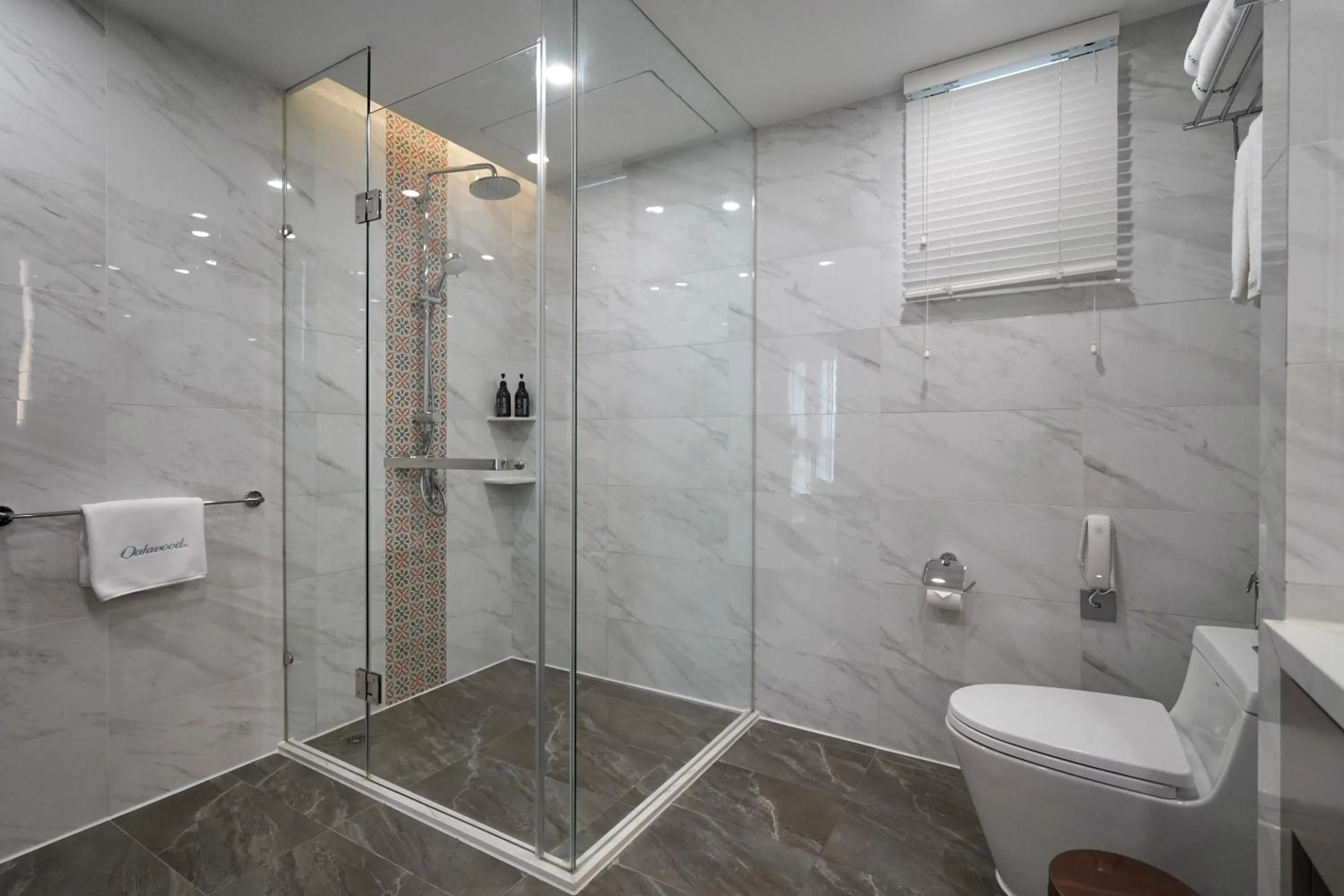 Shower in Oakwood Premier Phnom Penh