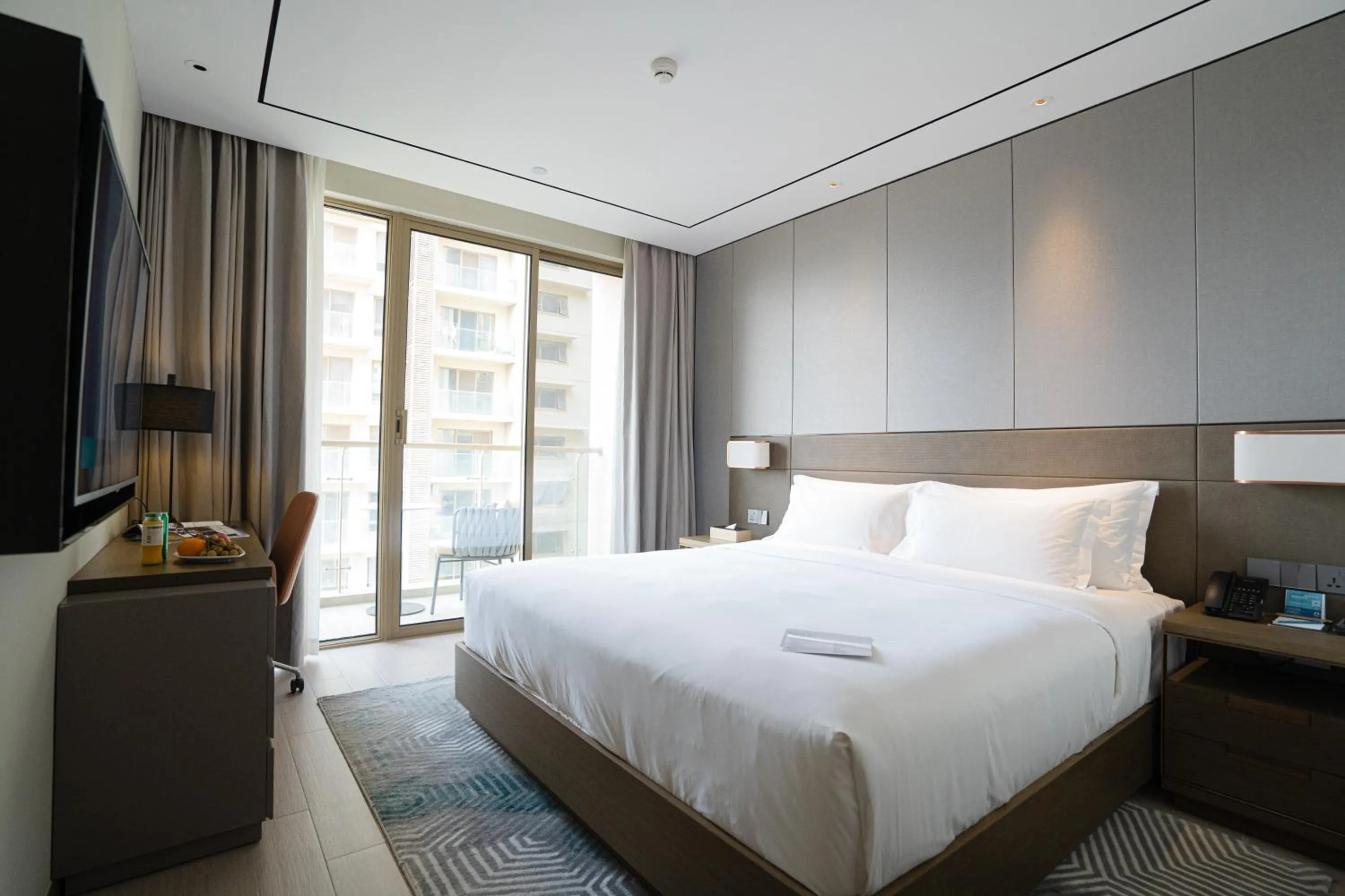 Bedroom, Bed in Oakwood Premier Phnom Penh