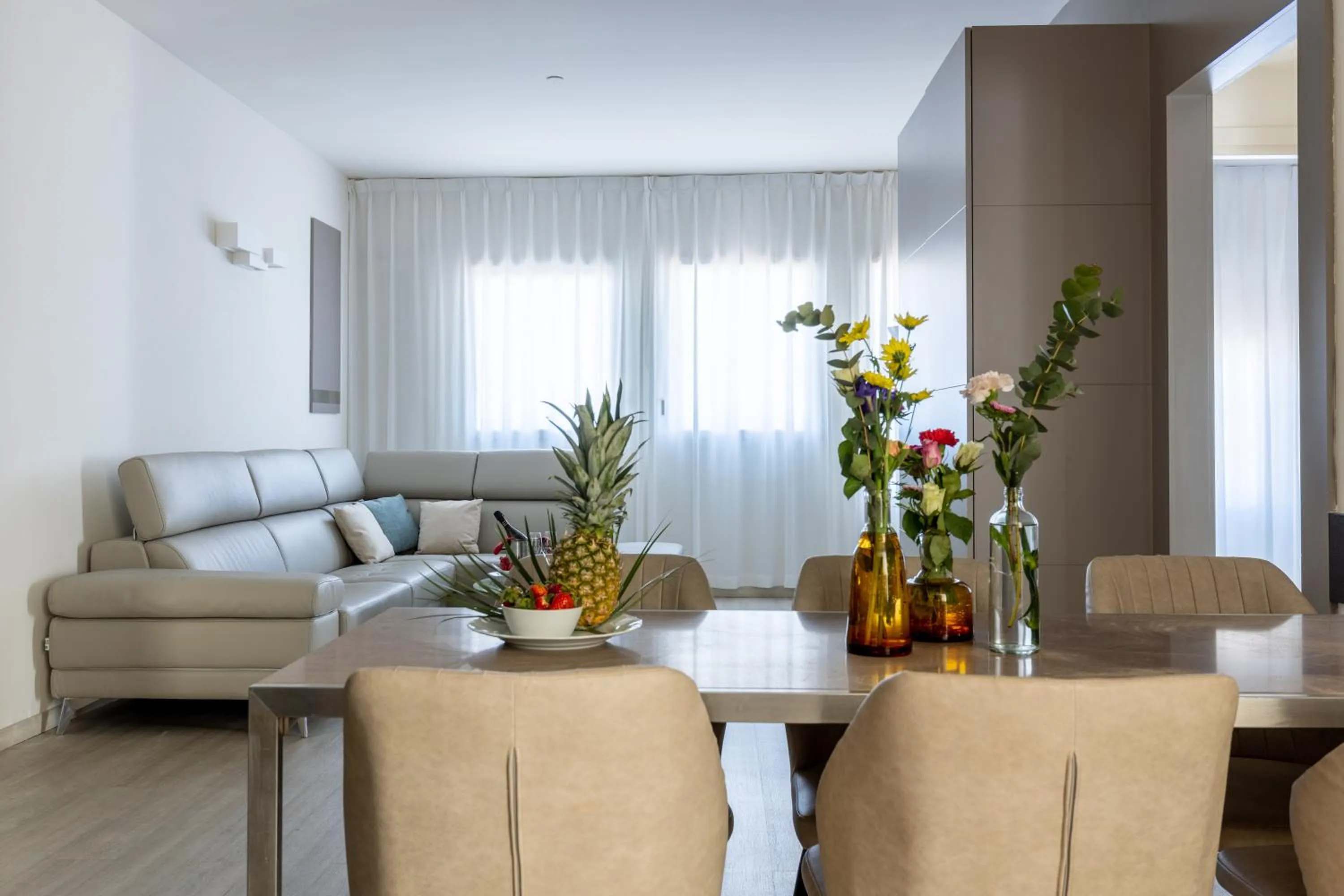 Kitchen or kitchenette in Wall Art Hotel & Residence