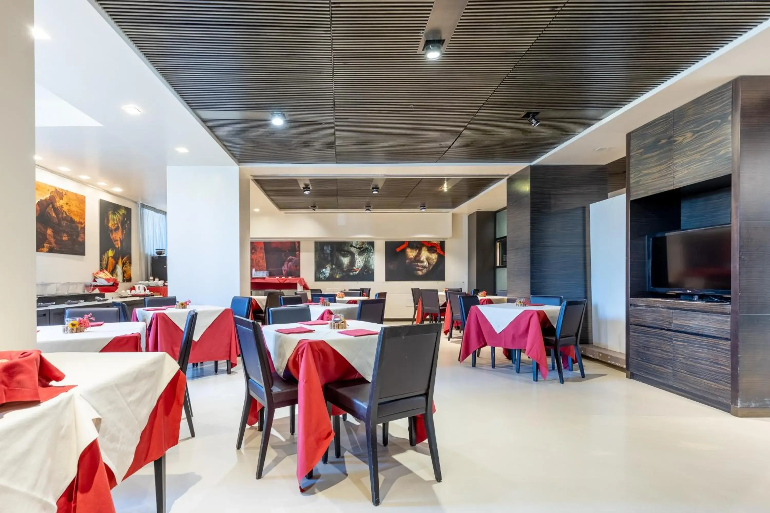 Restaurant/places to eat in Wall Art Hotel & Residence Restaurant/places to eat in Wall Art Hotel & Residence