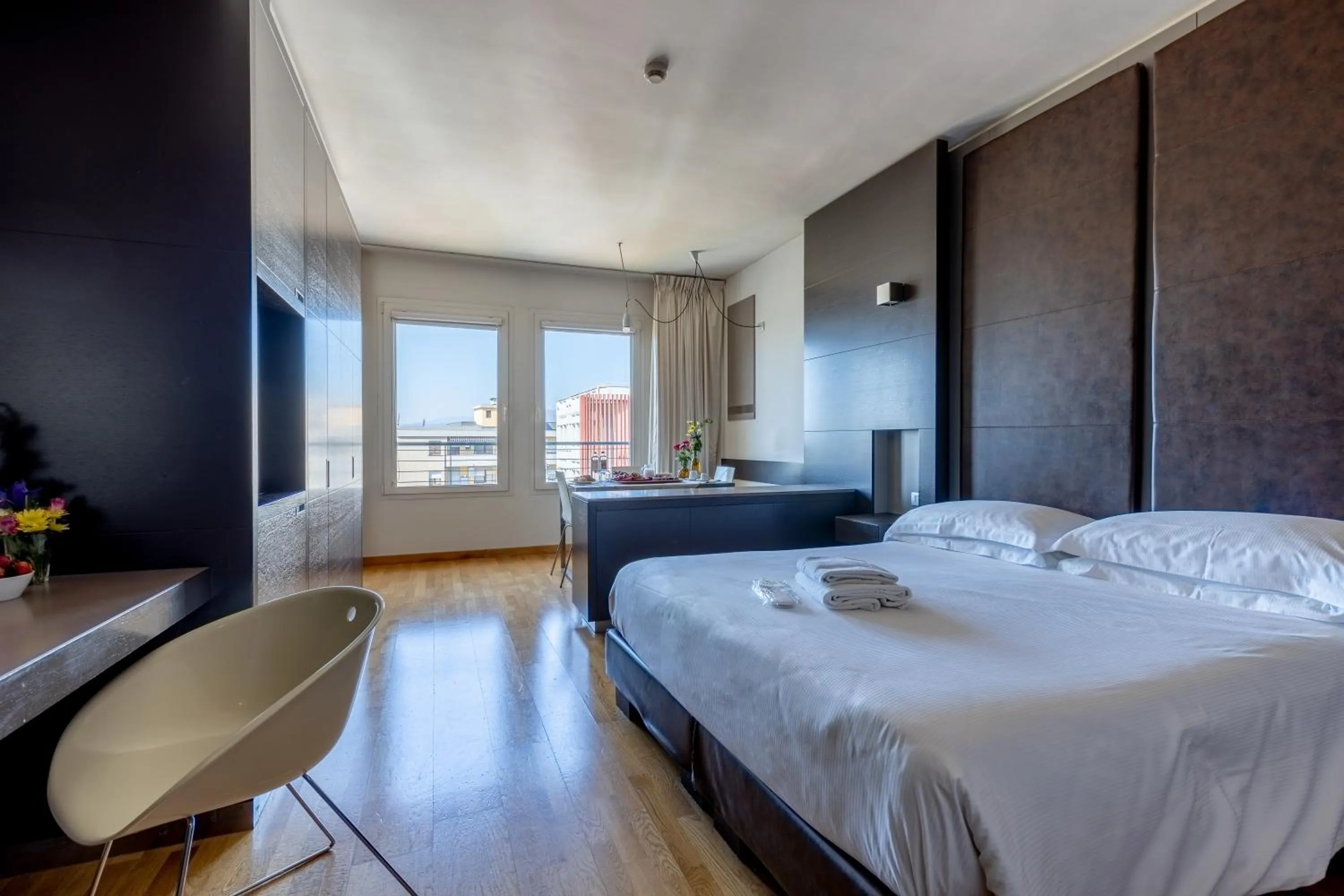 Bedroom, Bed in Wall Art Hotel & Residence