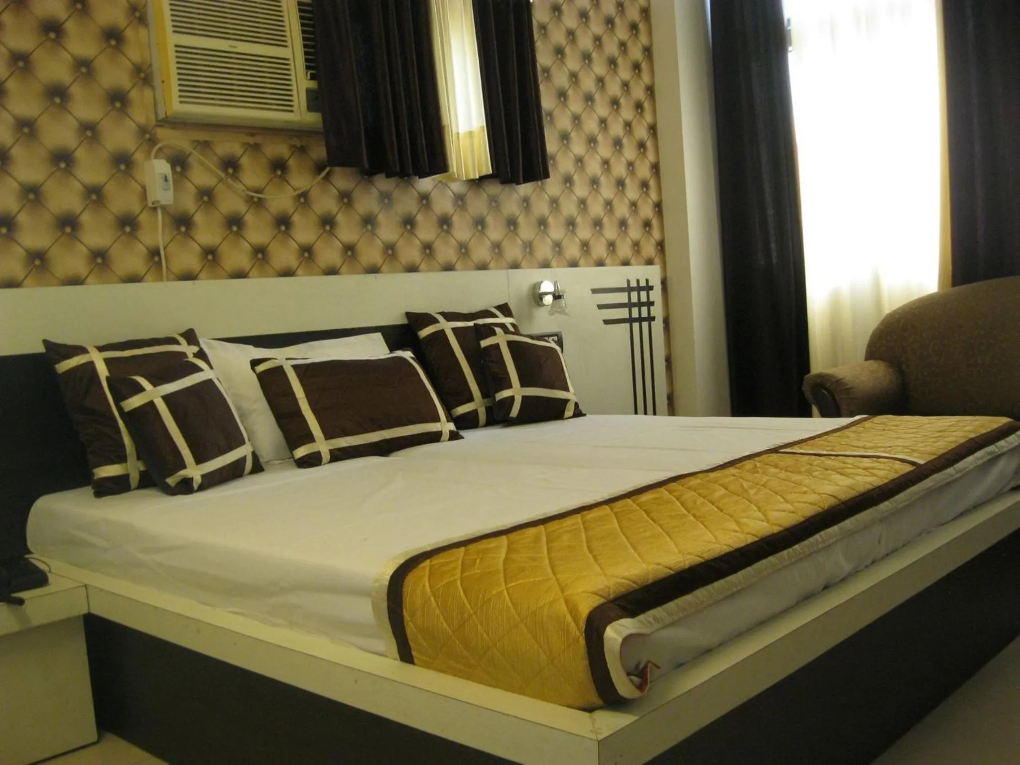 Bed in Hotel Europe Plaza