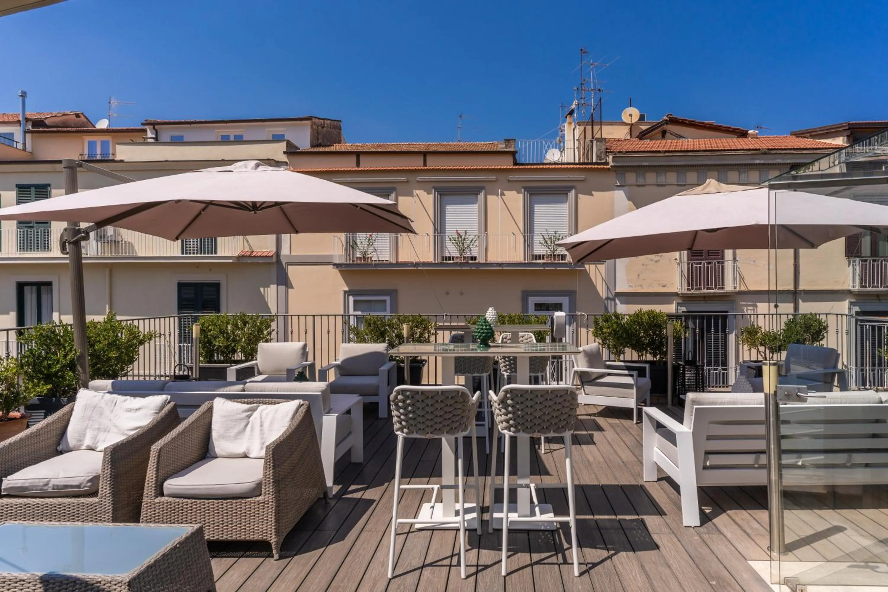 Balcony/Terrace in Hotel Sorrento City