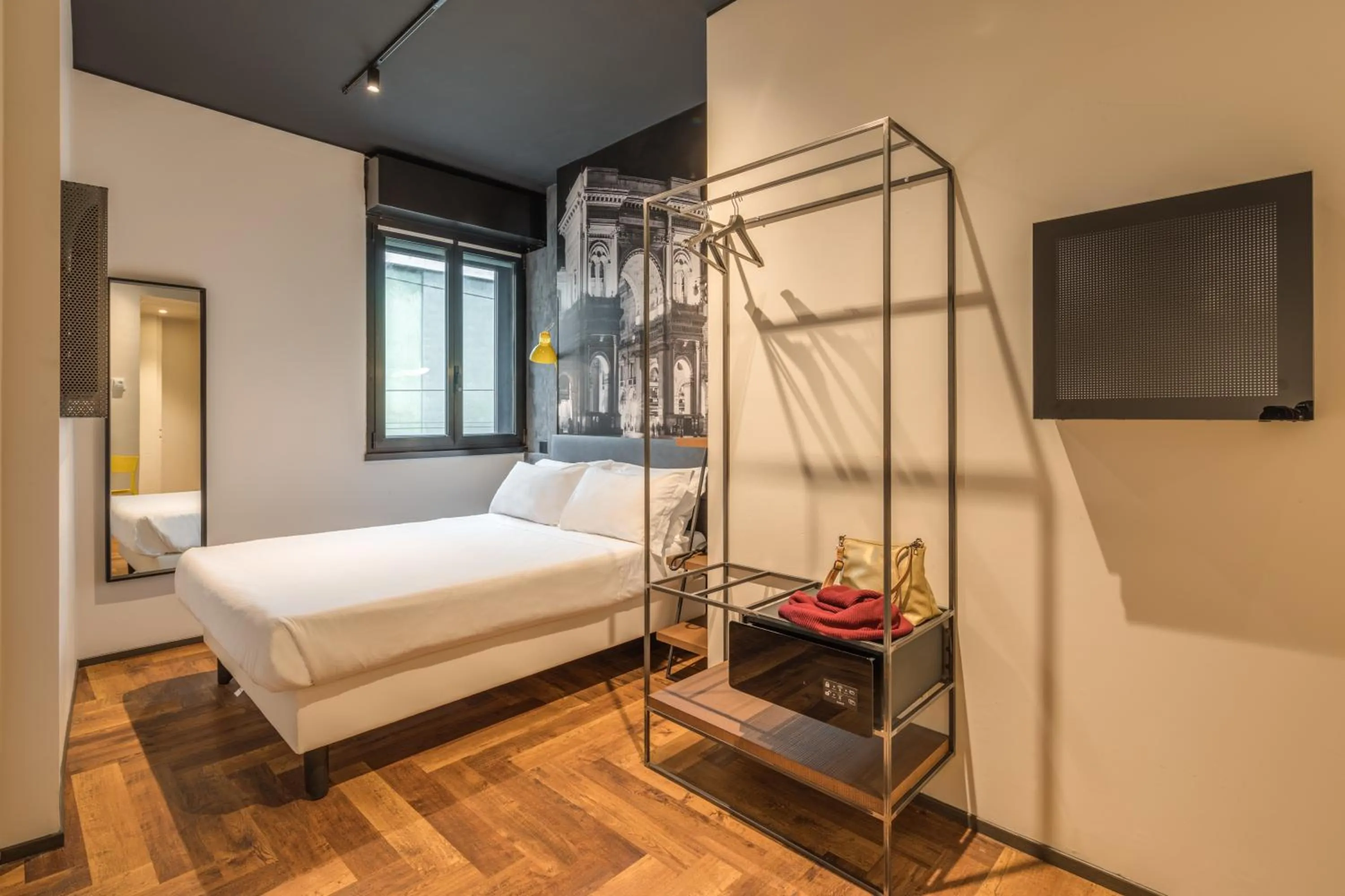 Photo of the whole room, Bed in Hotel Roxy