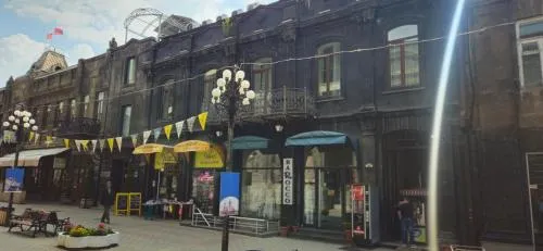 Old Avenue Hotel