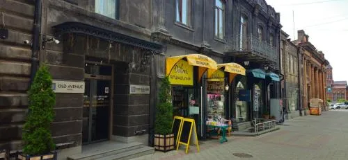 Old Avenue Hotel
