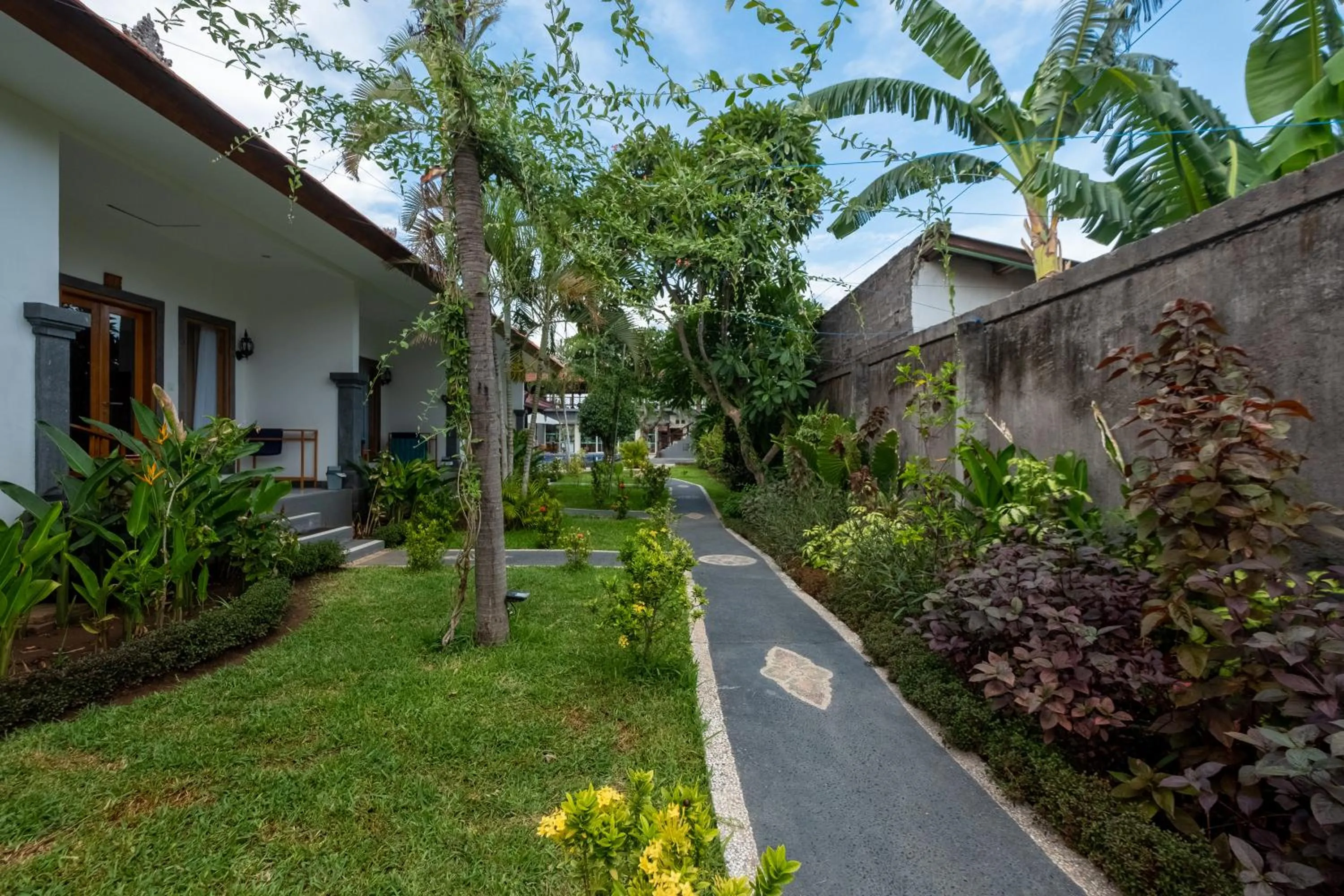 Garden in The Bali Menjangan Boutique Villas & Dive Center