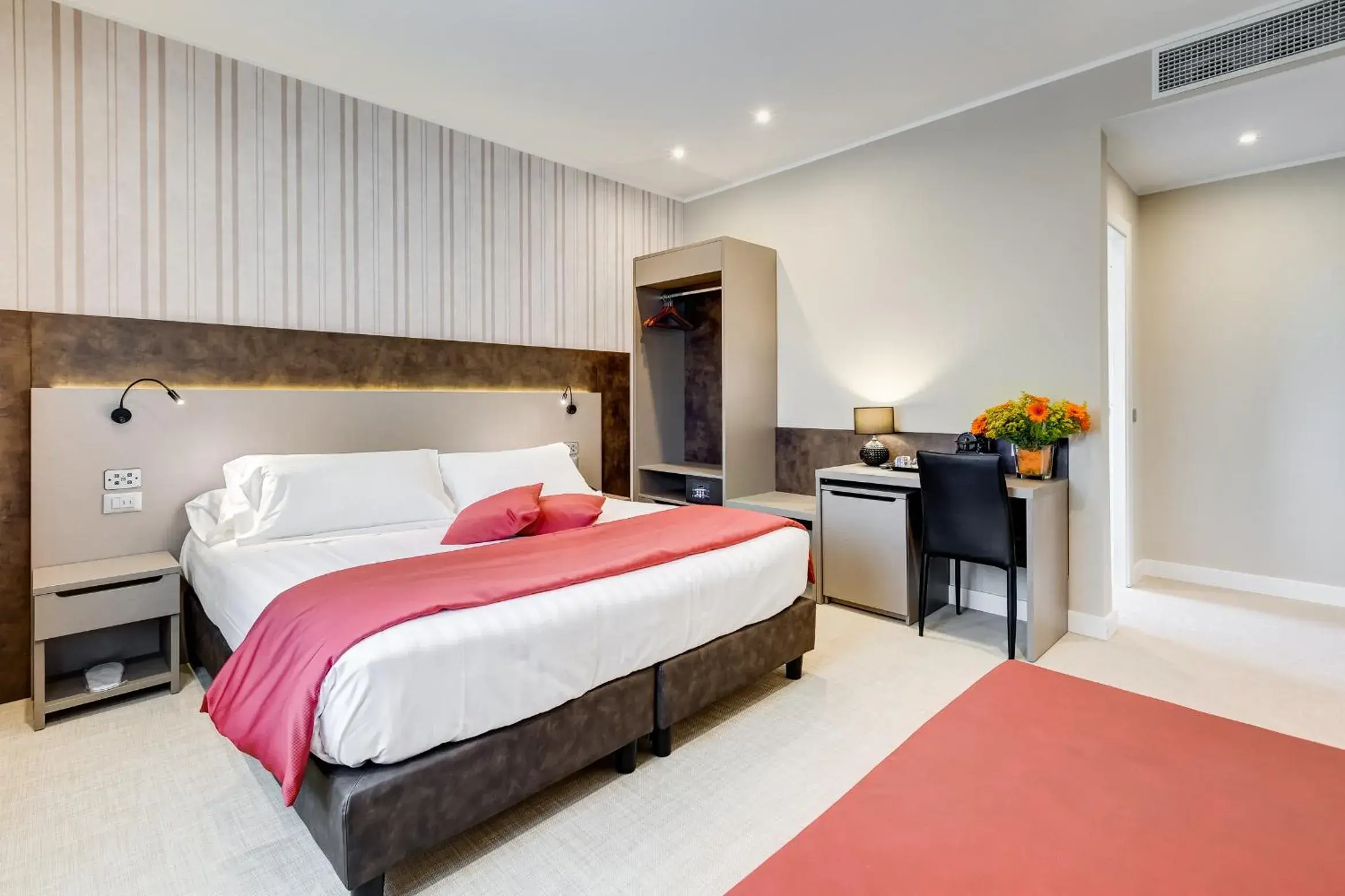 Bed in Eurogarden Hotel Bed in Eurogarden Hotel