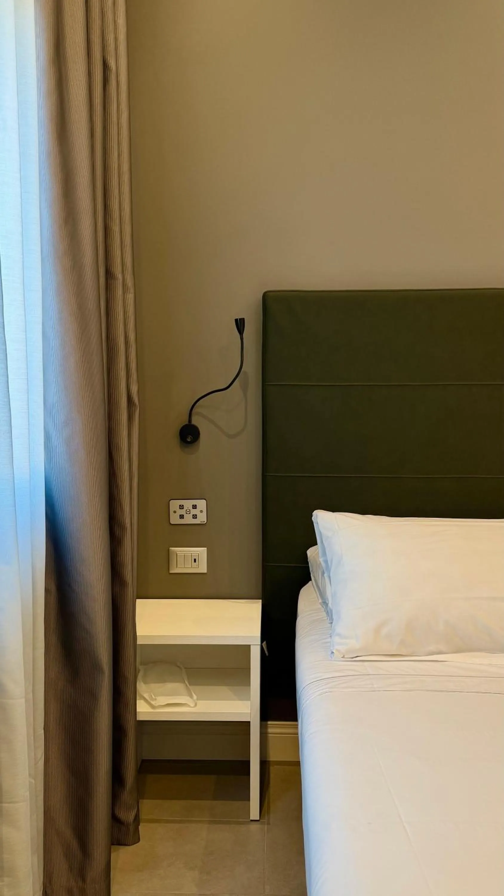 Bed in Eurogarden Hotel