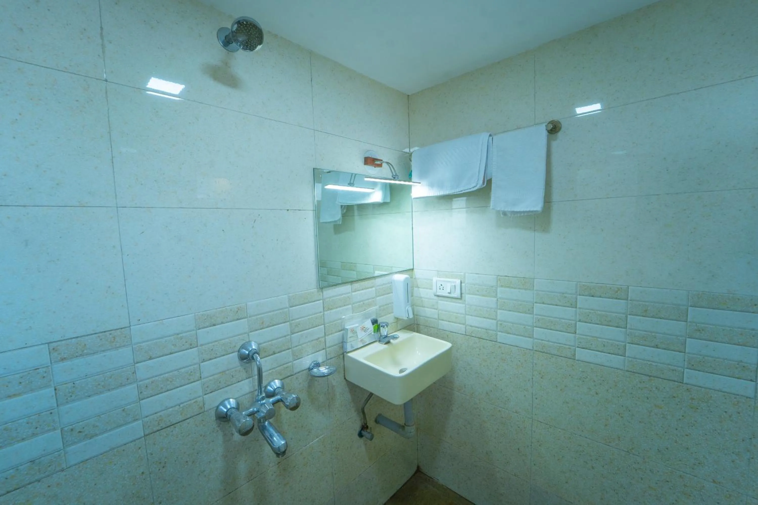 Bathroom in Sharayu Holidays Valley View