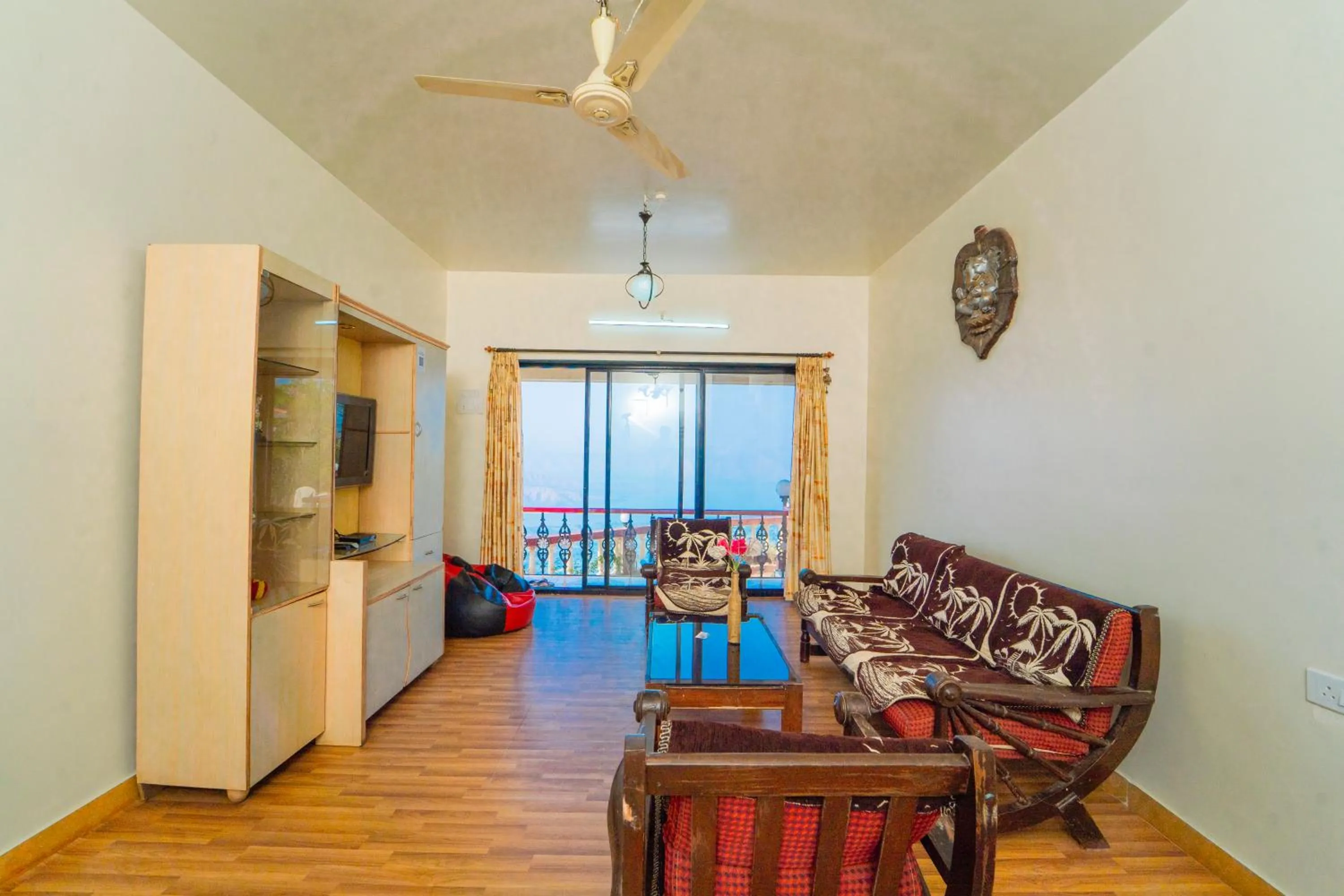 Living room in Sharayu Holidays Valley View
