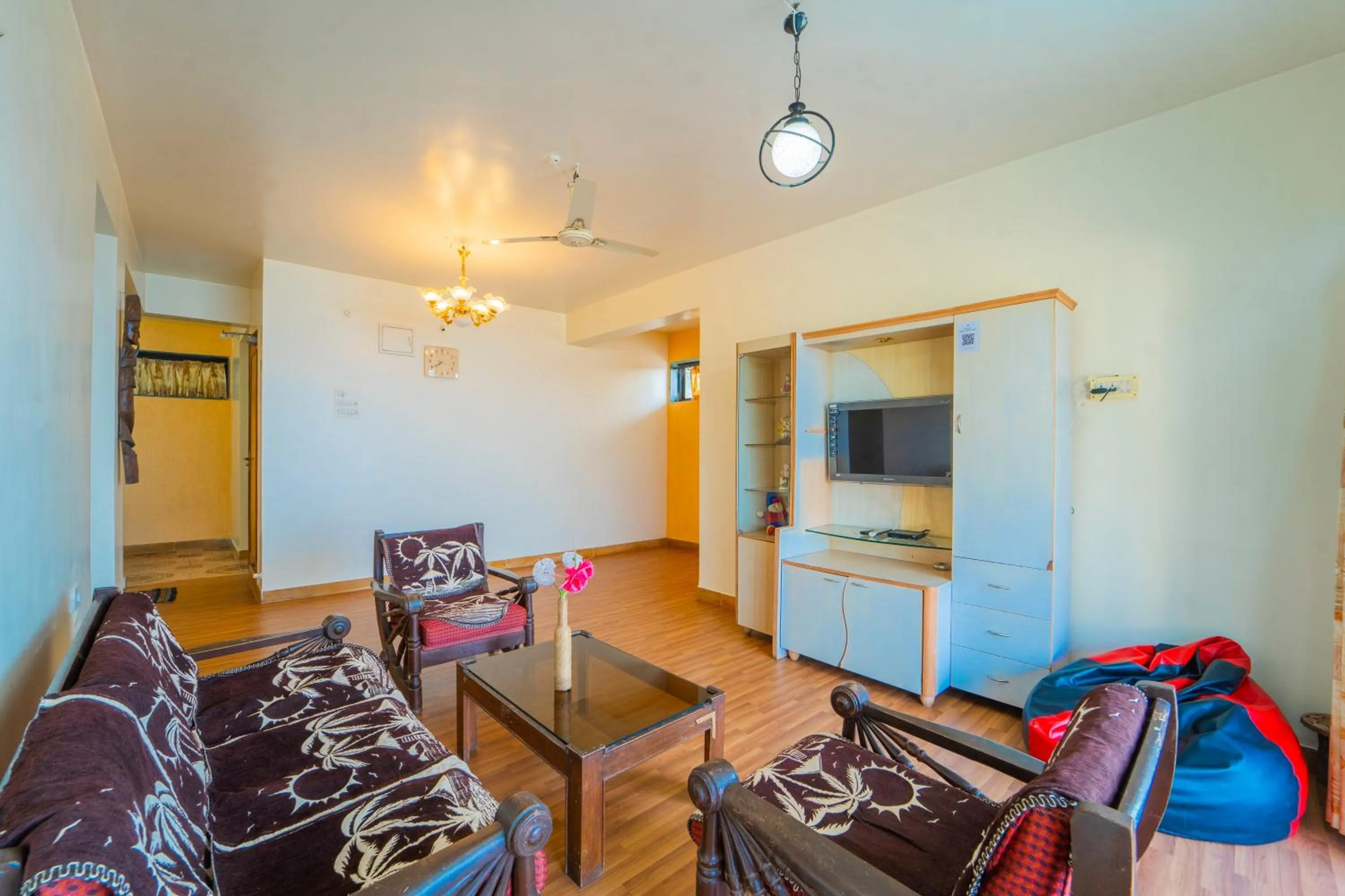 Living room in Sharayu Holidays Valley View