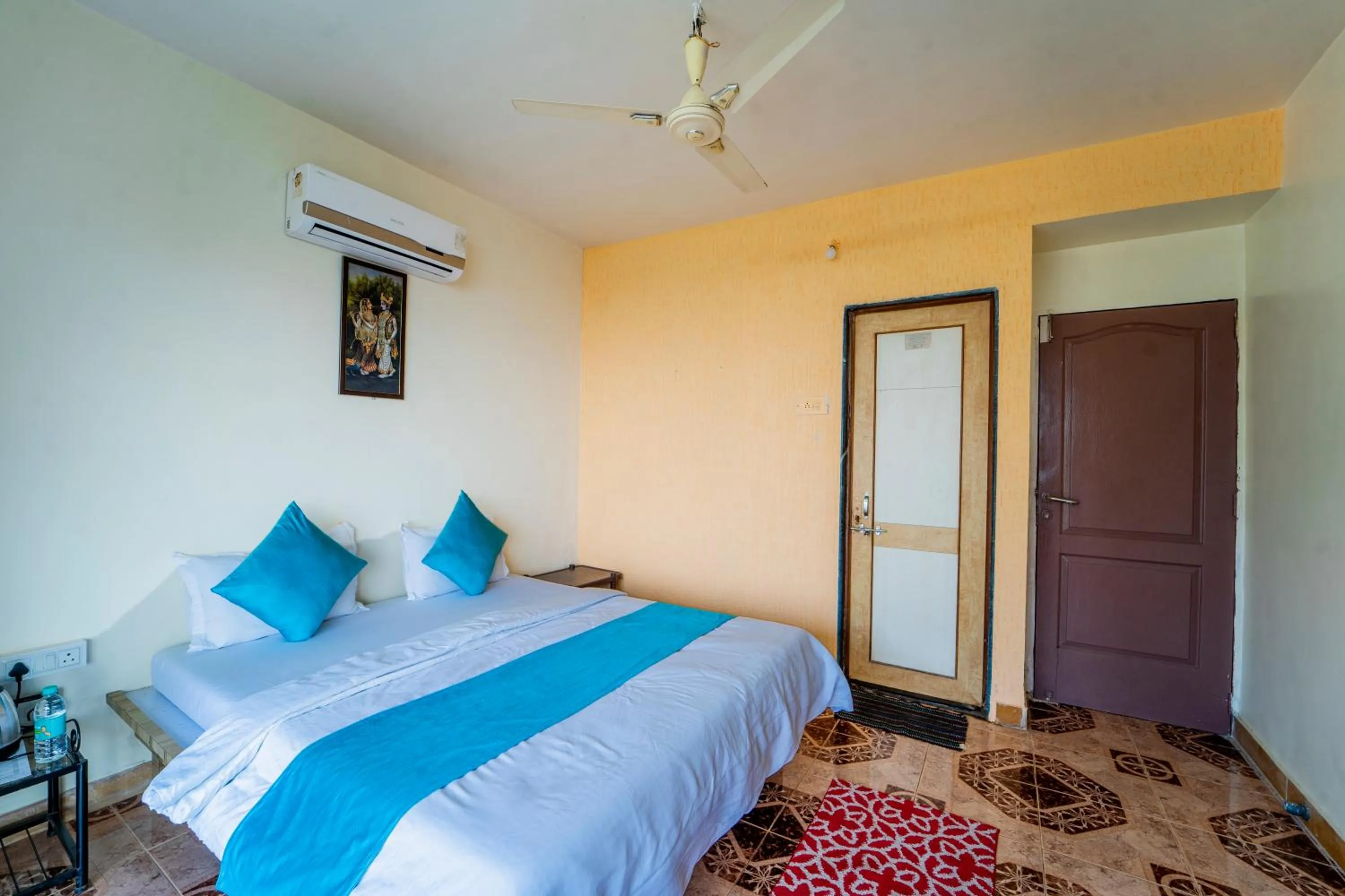 Bedroom, Bed in Sharayu Holidays Valley View