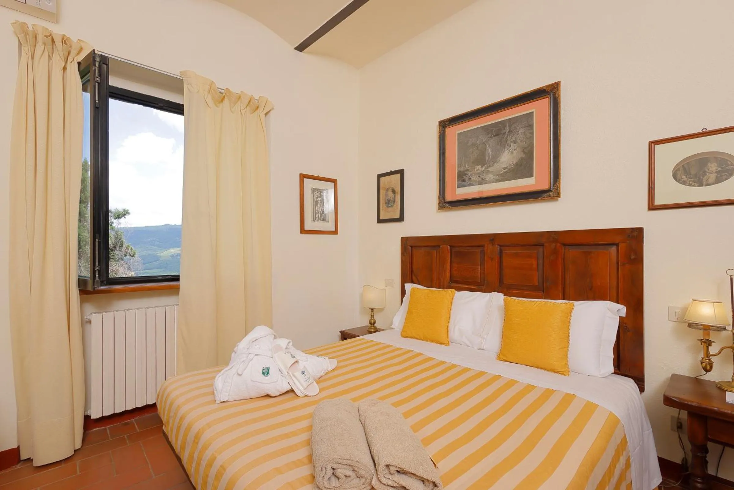 Bed in Relais Vignale & Spa