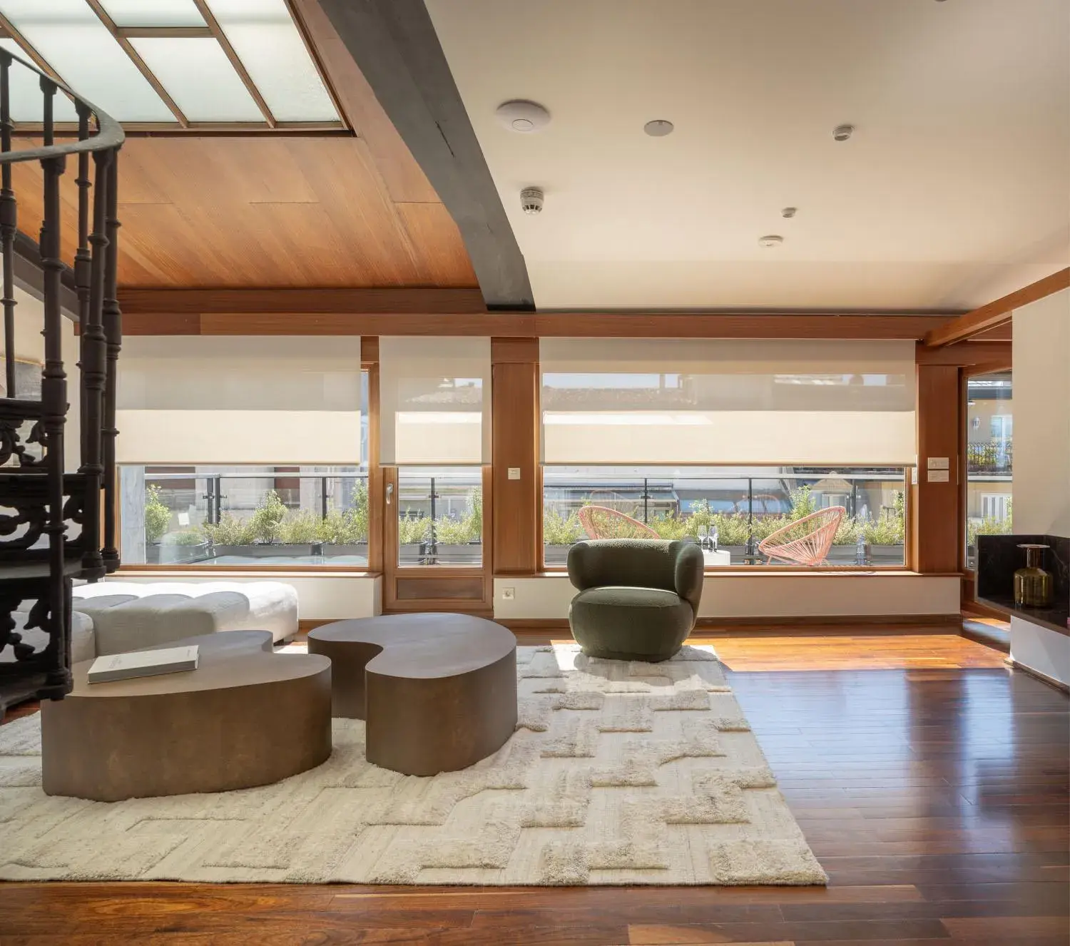 Three-Bedroom Apartment in The Passage Apartments Three-Bedroom Apartment in The Passage Apartments