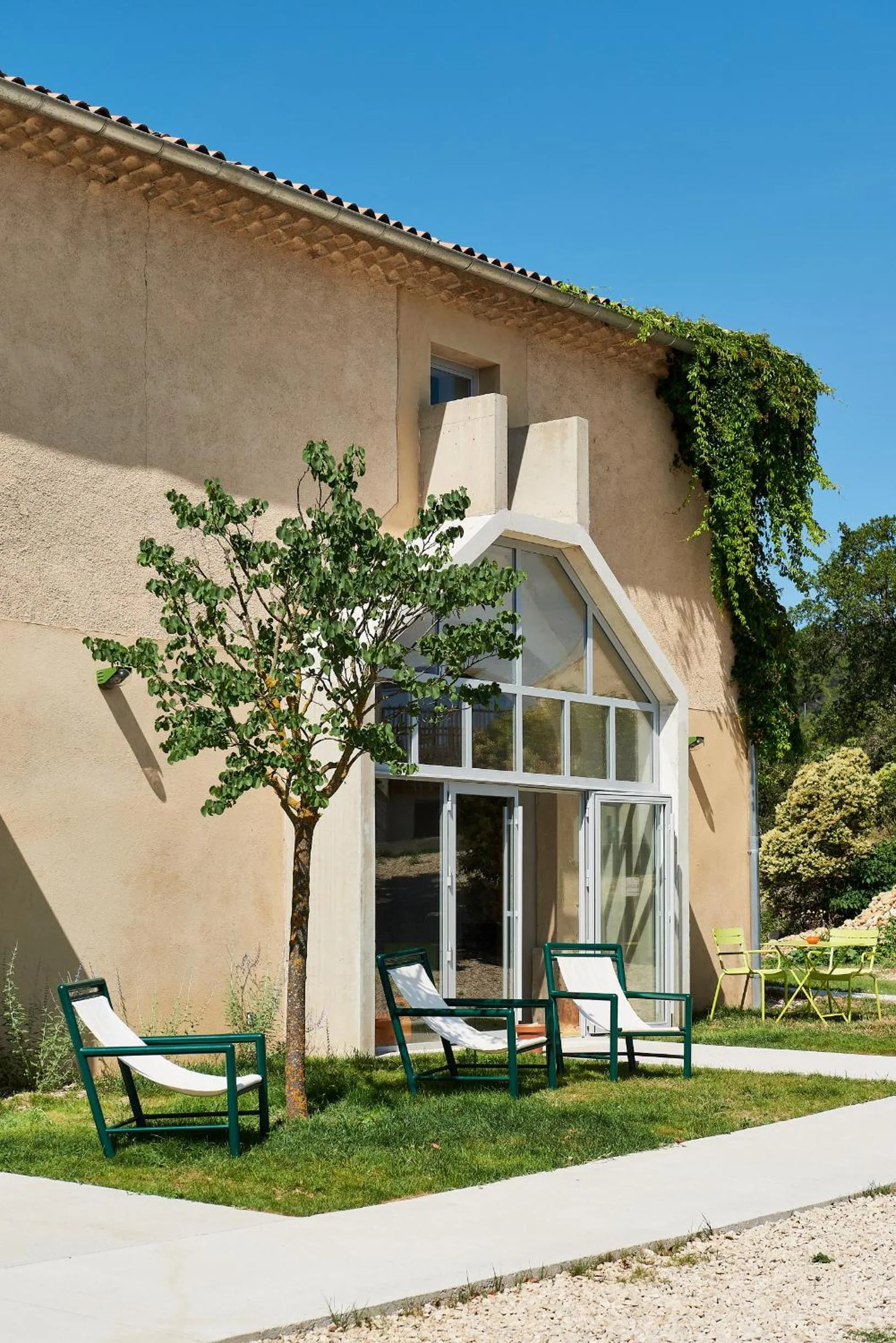 Property building in Domaine La Ferme HI bride