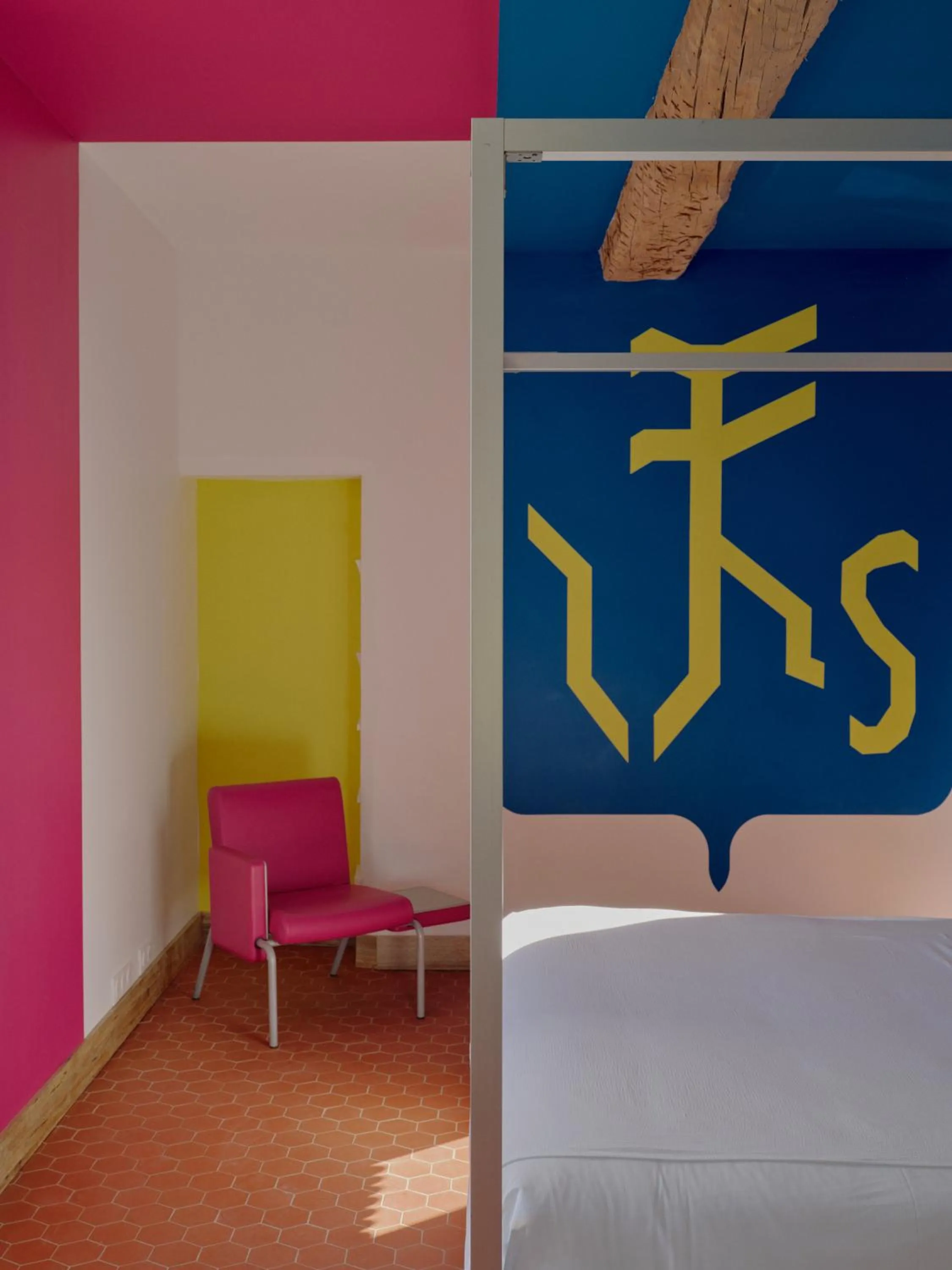 Bedroom in Domaine La Ferme HI bride