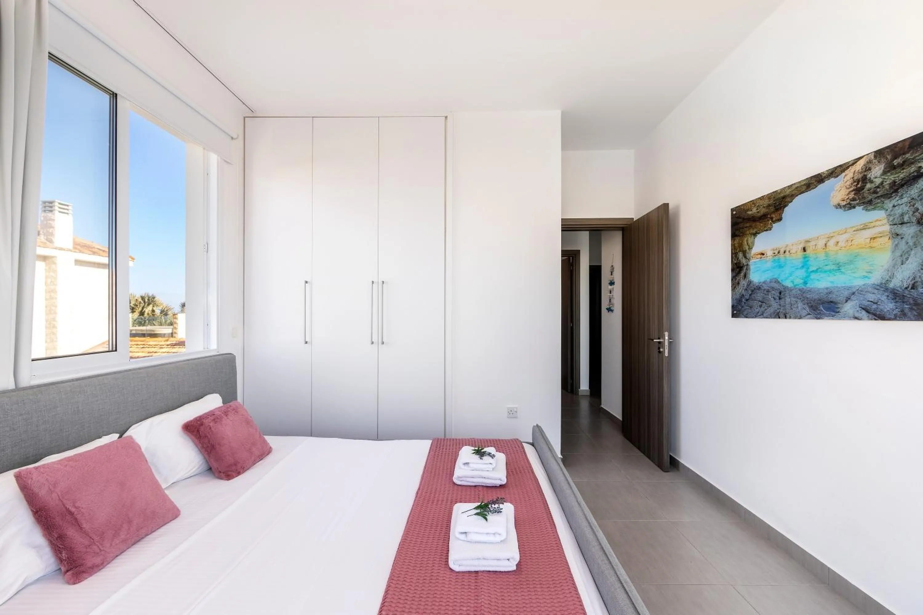Bed in Ayia Thekla Seafront Villa Dagi