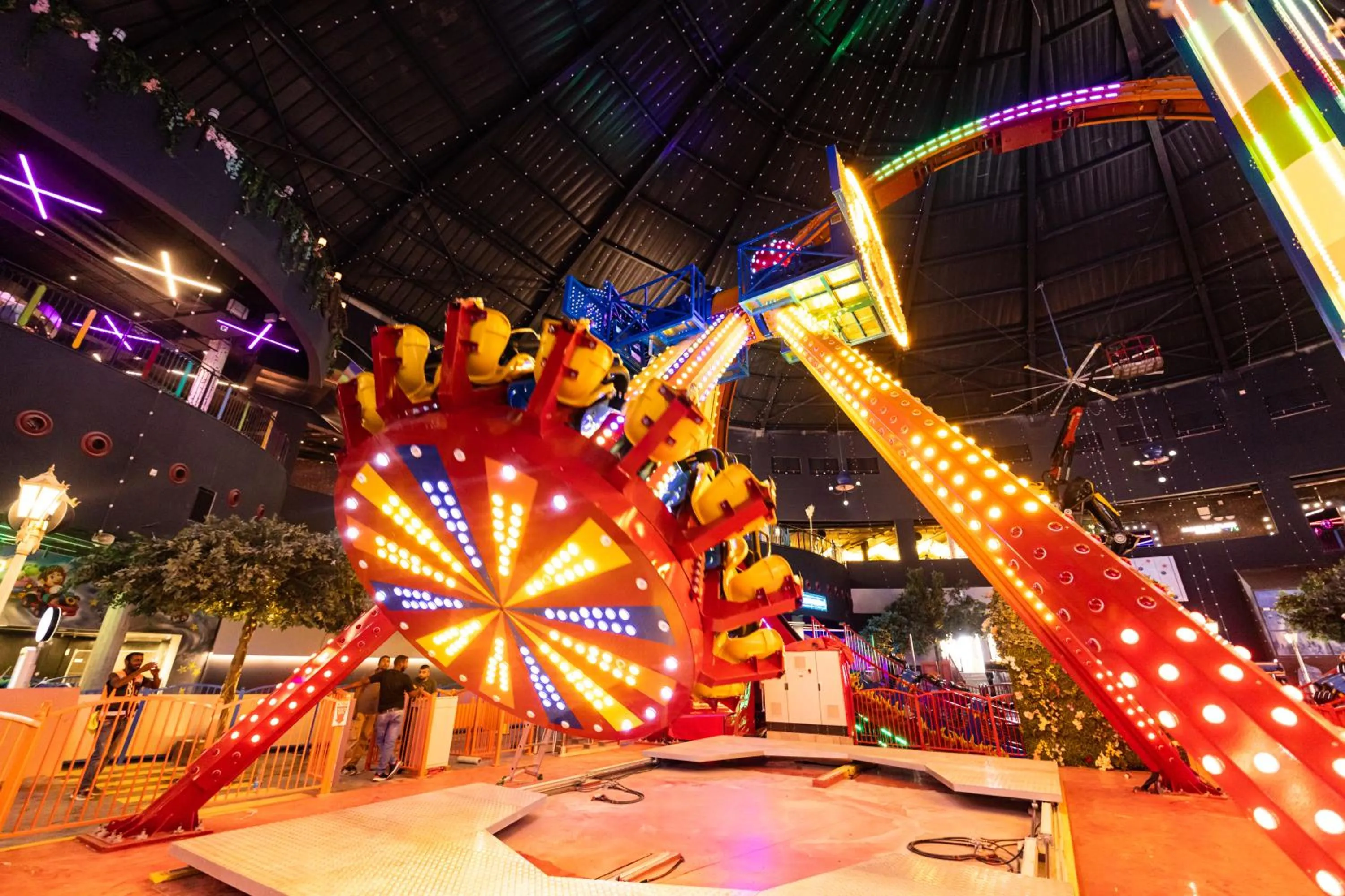 Activities in Dhotel - די הוטל