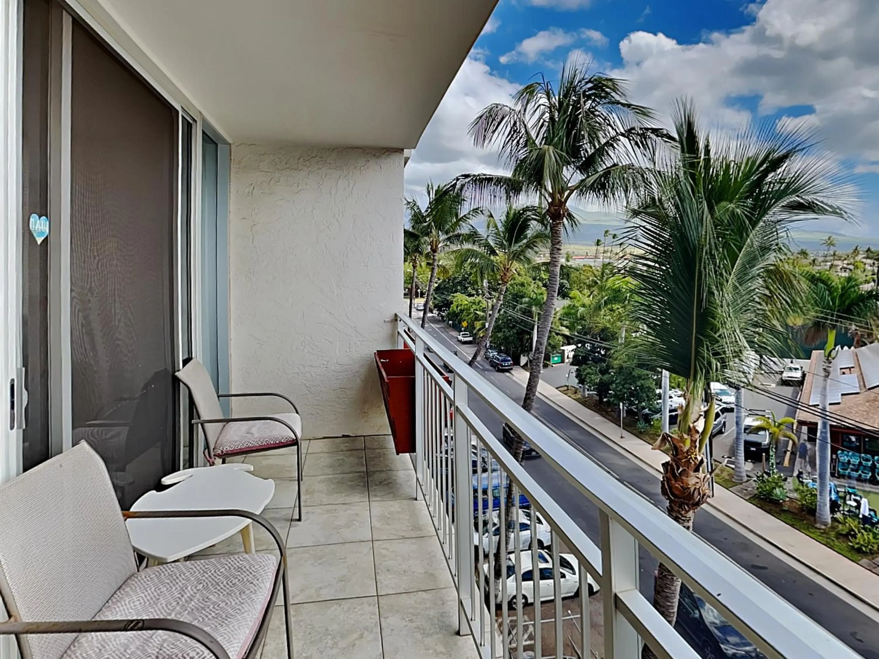 Property building in Island Surf 506