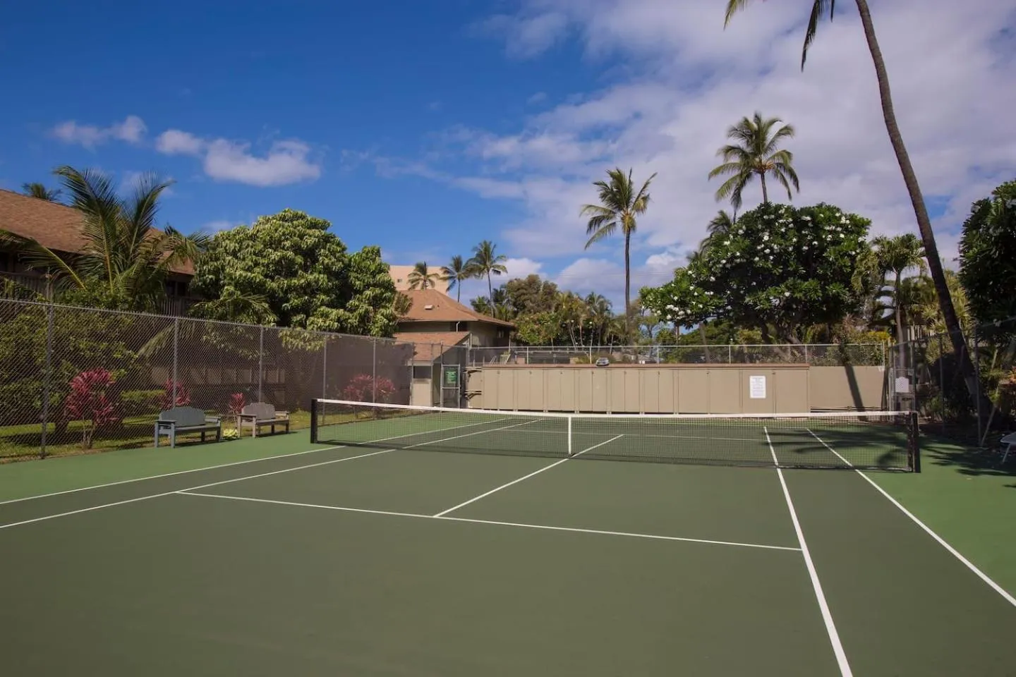 Tennis court in Kihei Bay Surf 227