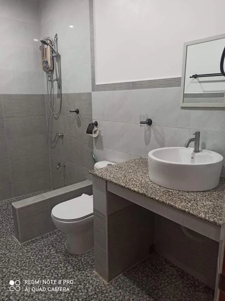 Shower in Badi's Place