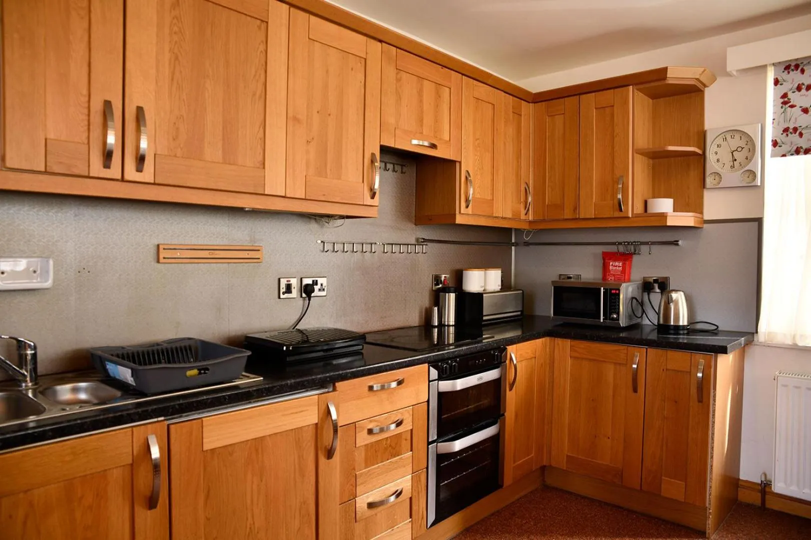Kitchen or kitchenette in The Knighton Apartment