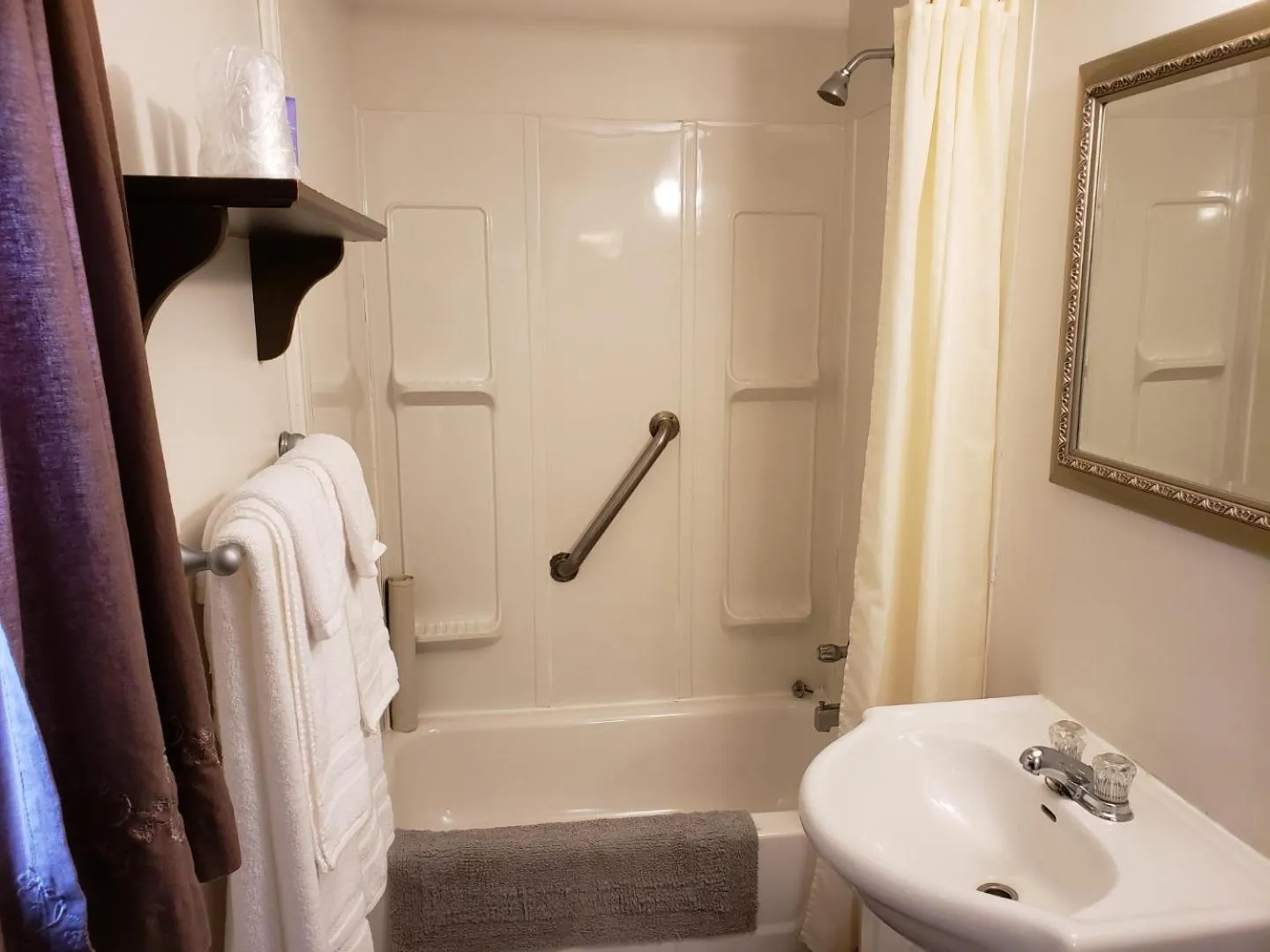 Bathroom in Scoodic Motel