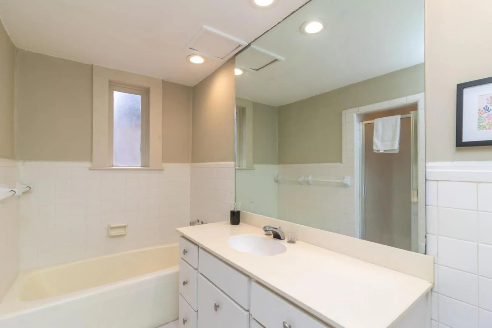 Royal in Columbus- Midtown Columbus Castle