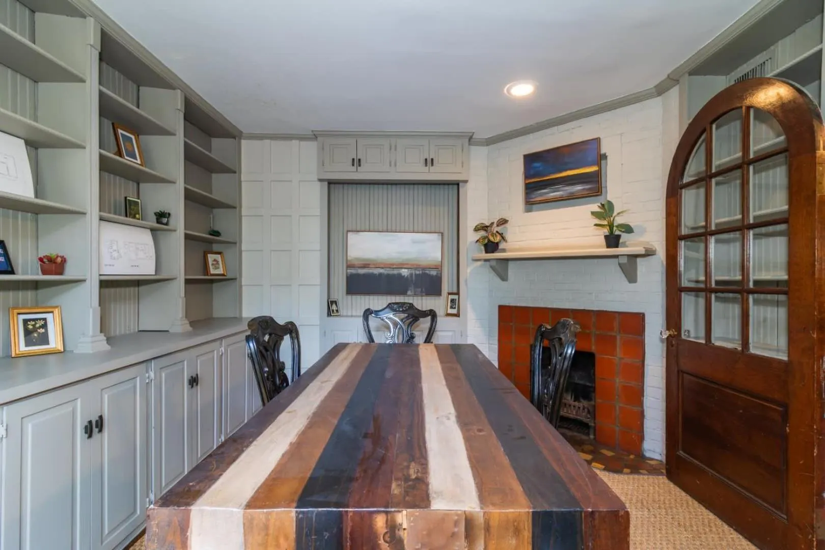 Royal in Columbus- Midtown Columbus Castle