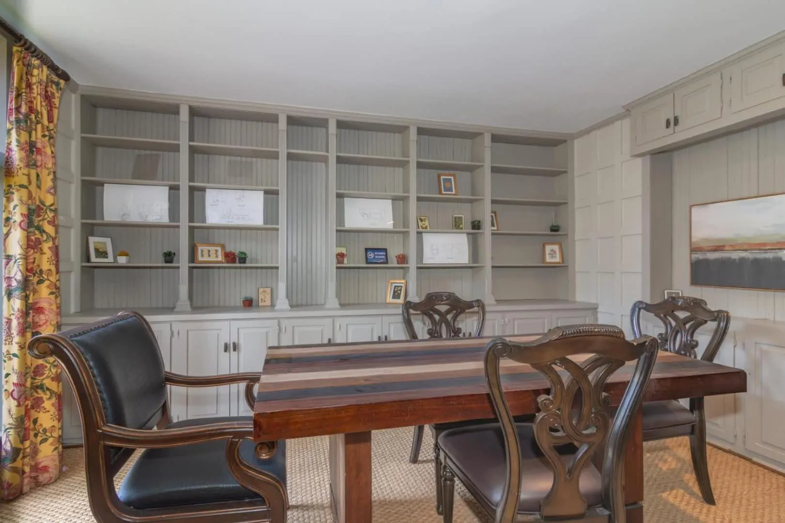 Royal in Columbus- Midtown Columbus Castle