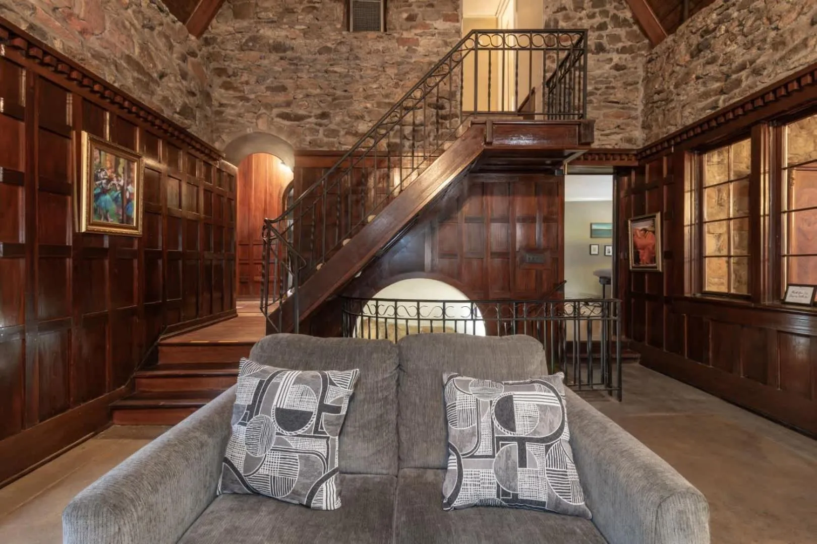 Royal in Columbus- Midtown Columbus Castle