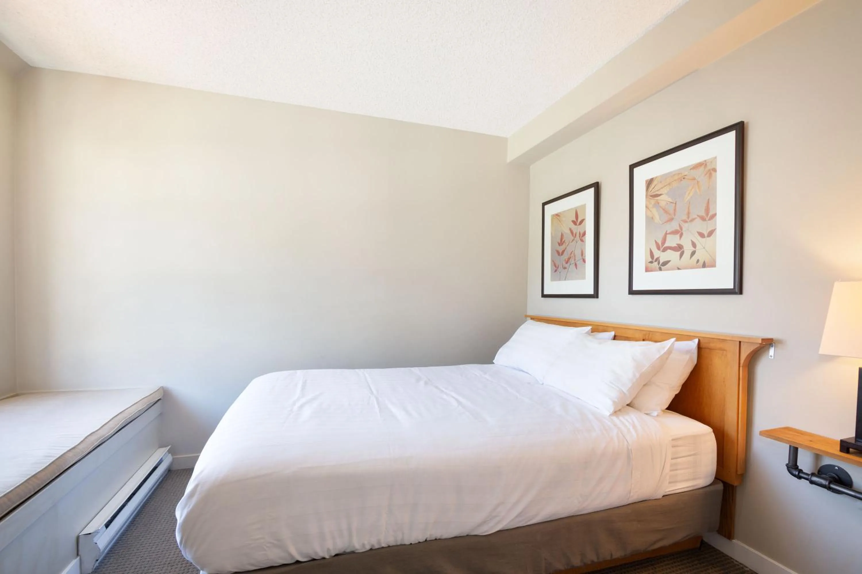 Bed in Whistler Village Centre by LaTour Hotels and Resorts