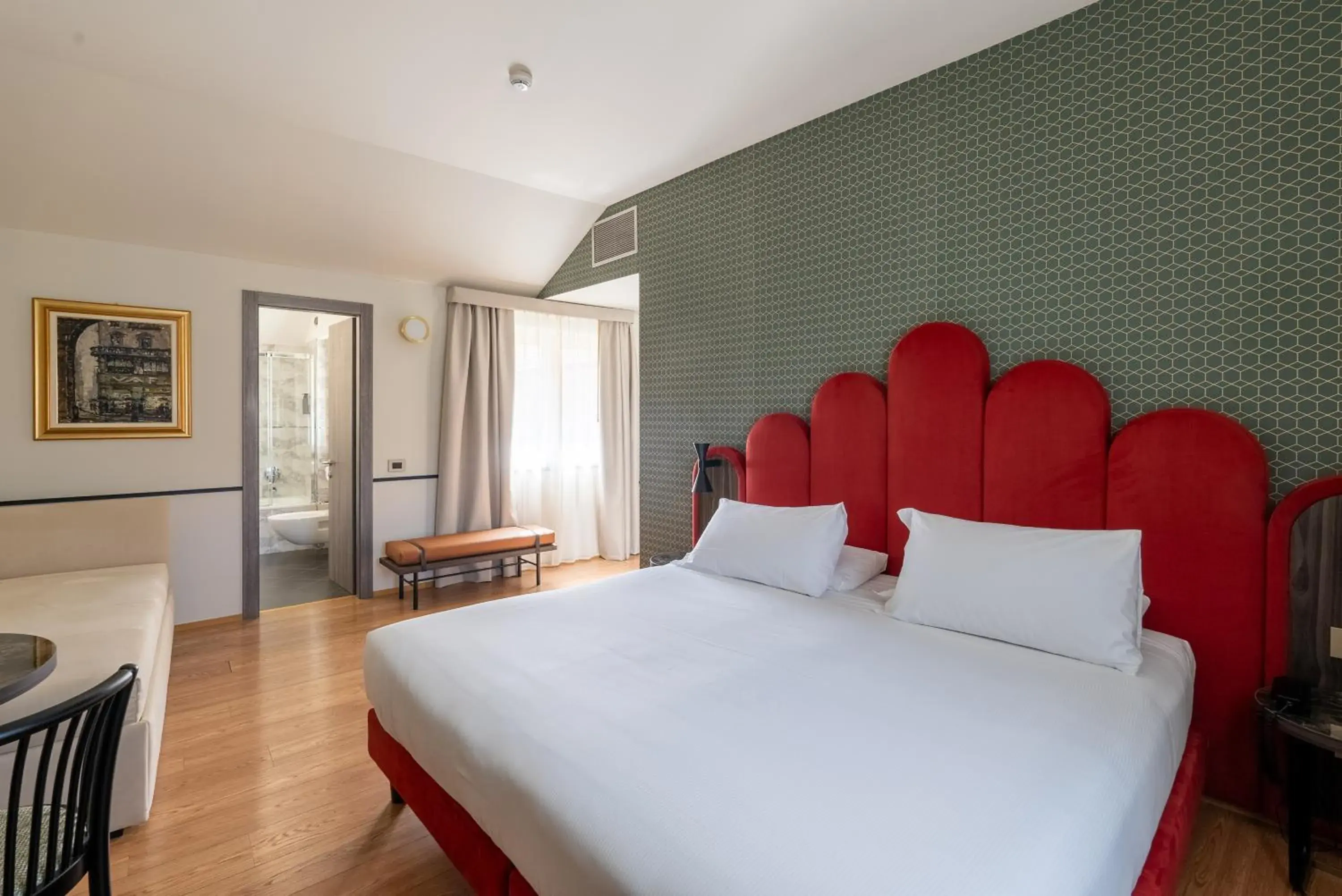 Photo of the whole room, Bed in Hotel Regina Photo of the whole room, Bed in Hotel Regina