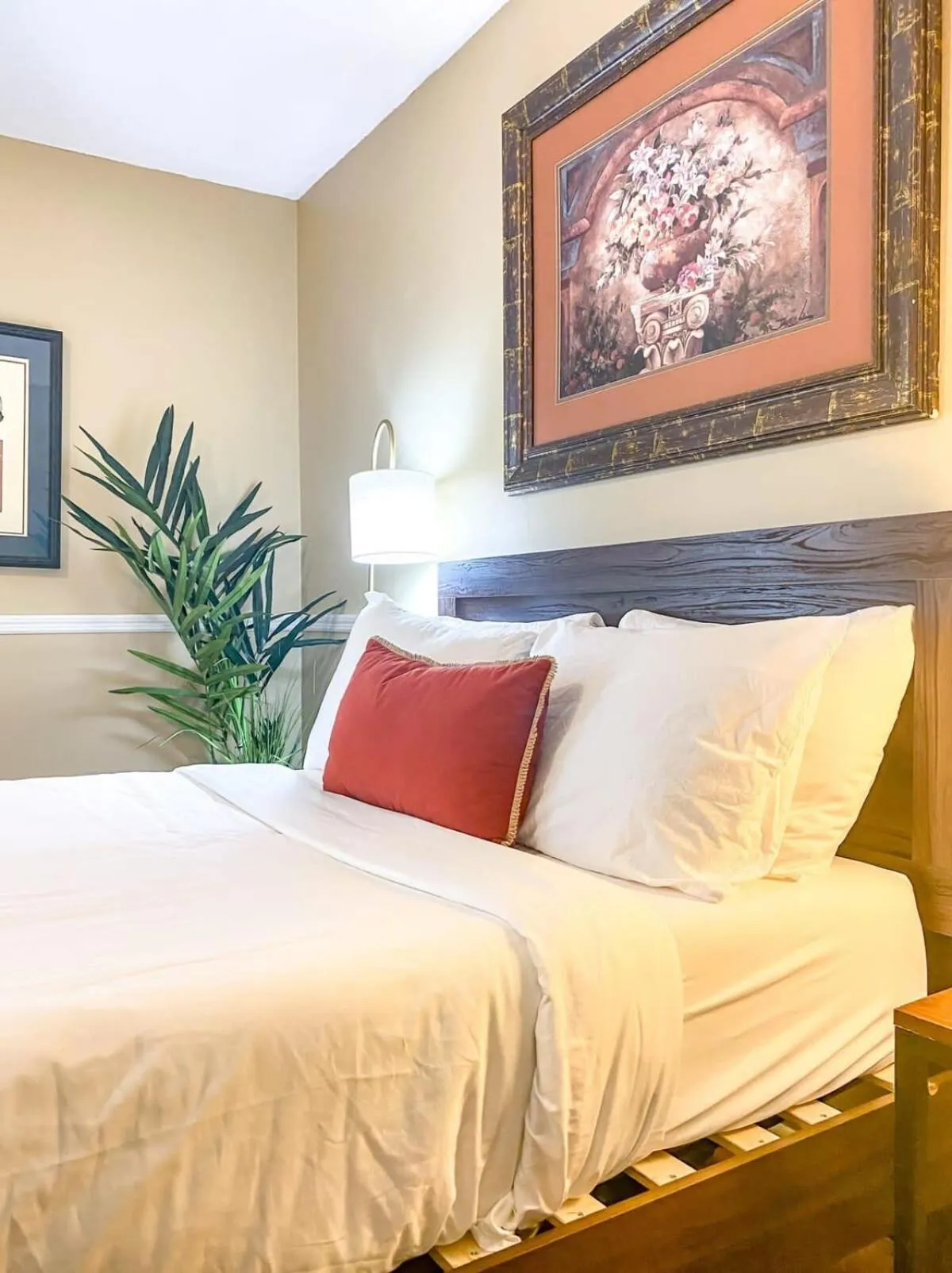 Bed in Near Space Center- Mahan Splashdown