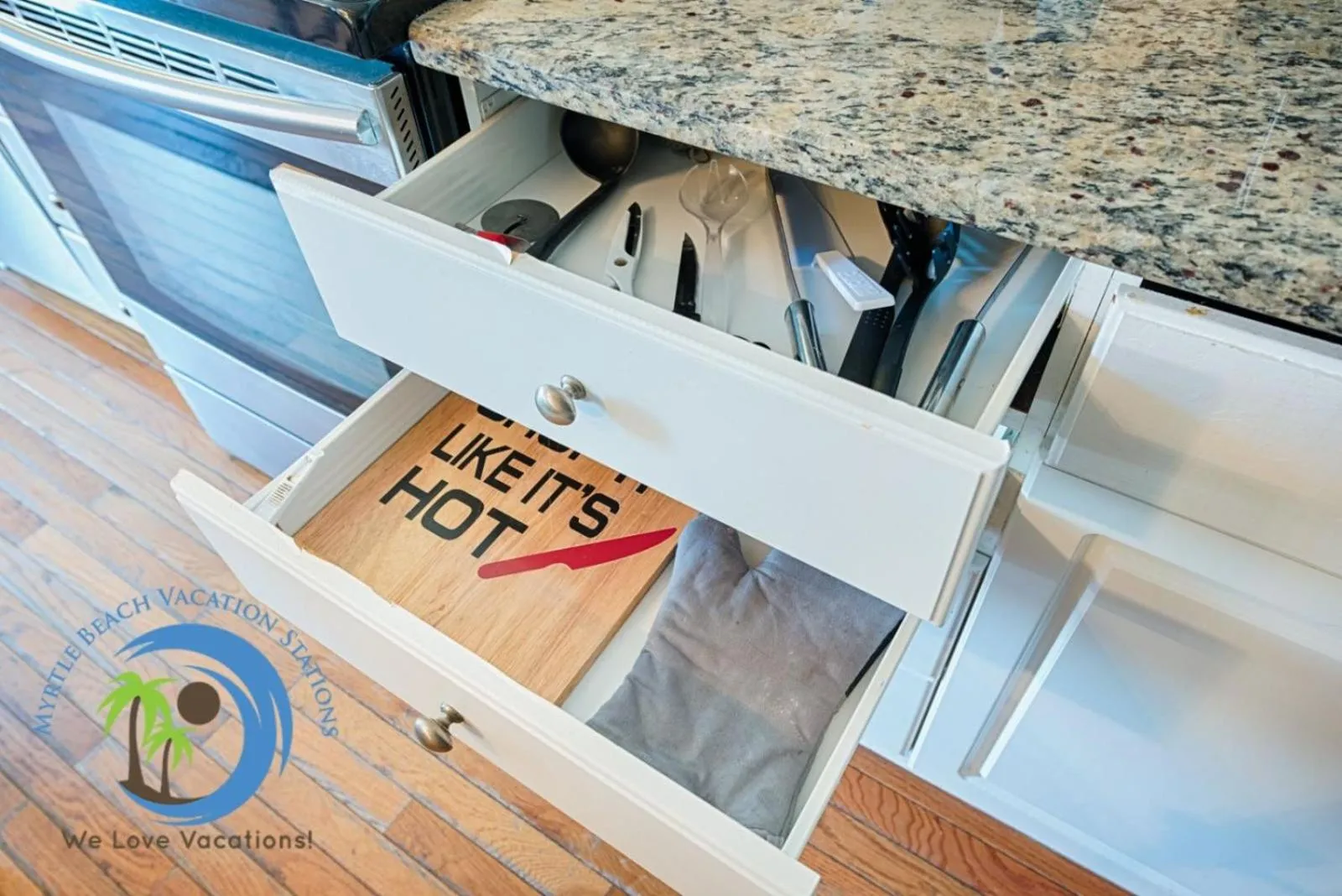 Property building in Cg Cottage Up