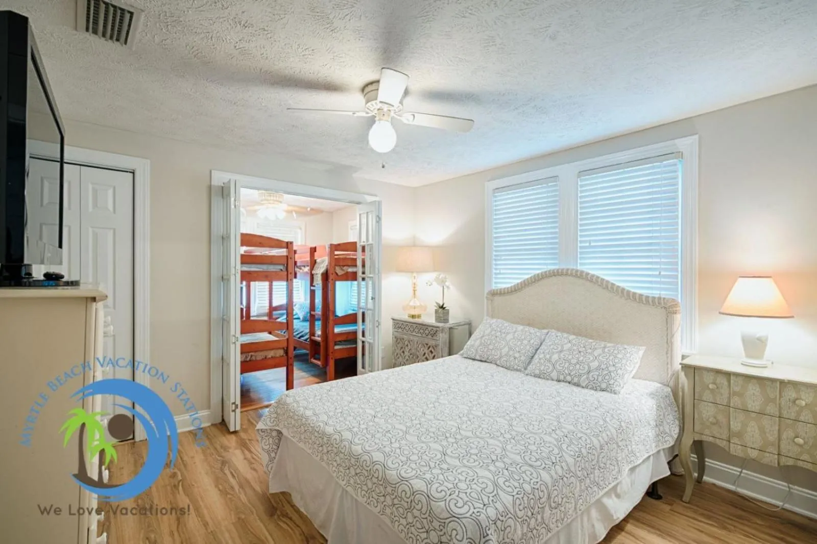 Property building, Bed in Cg Cottage Up