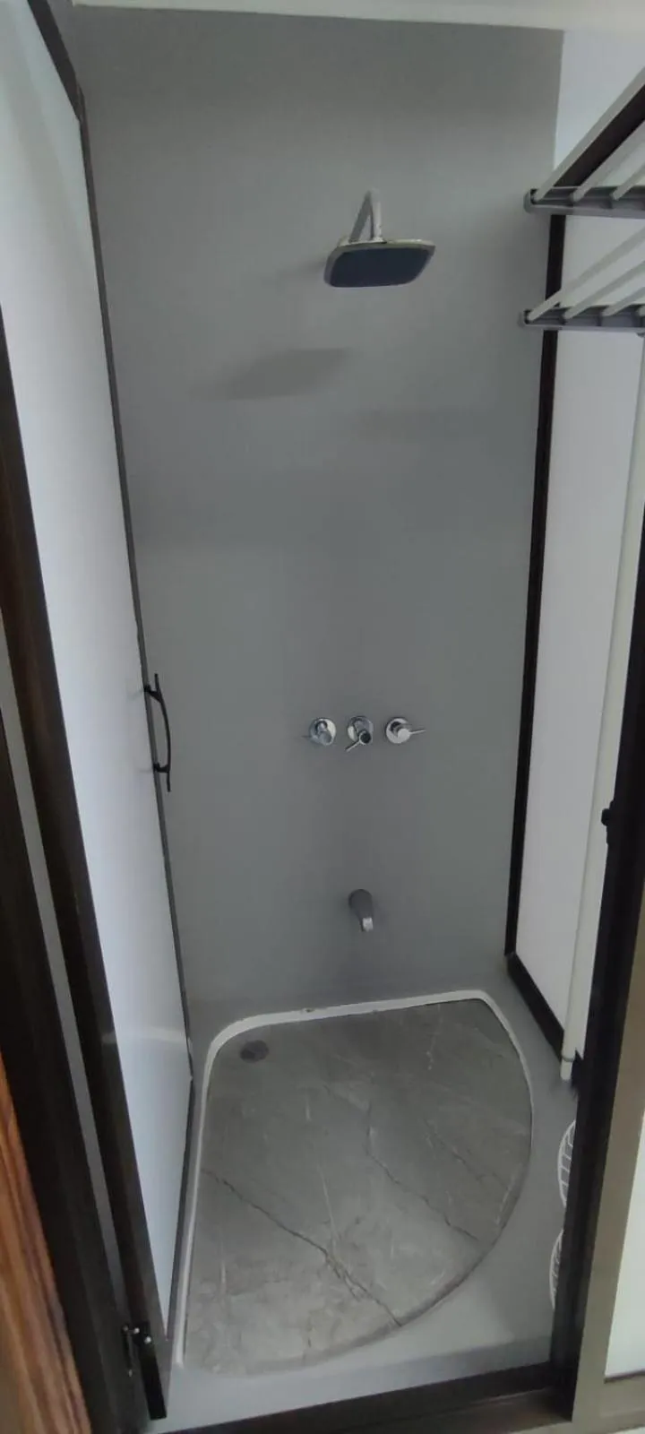 Shower in Coati Arenal Lodge